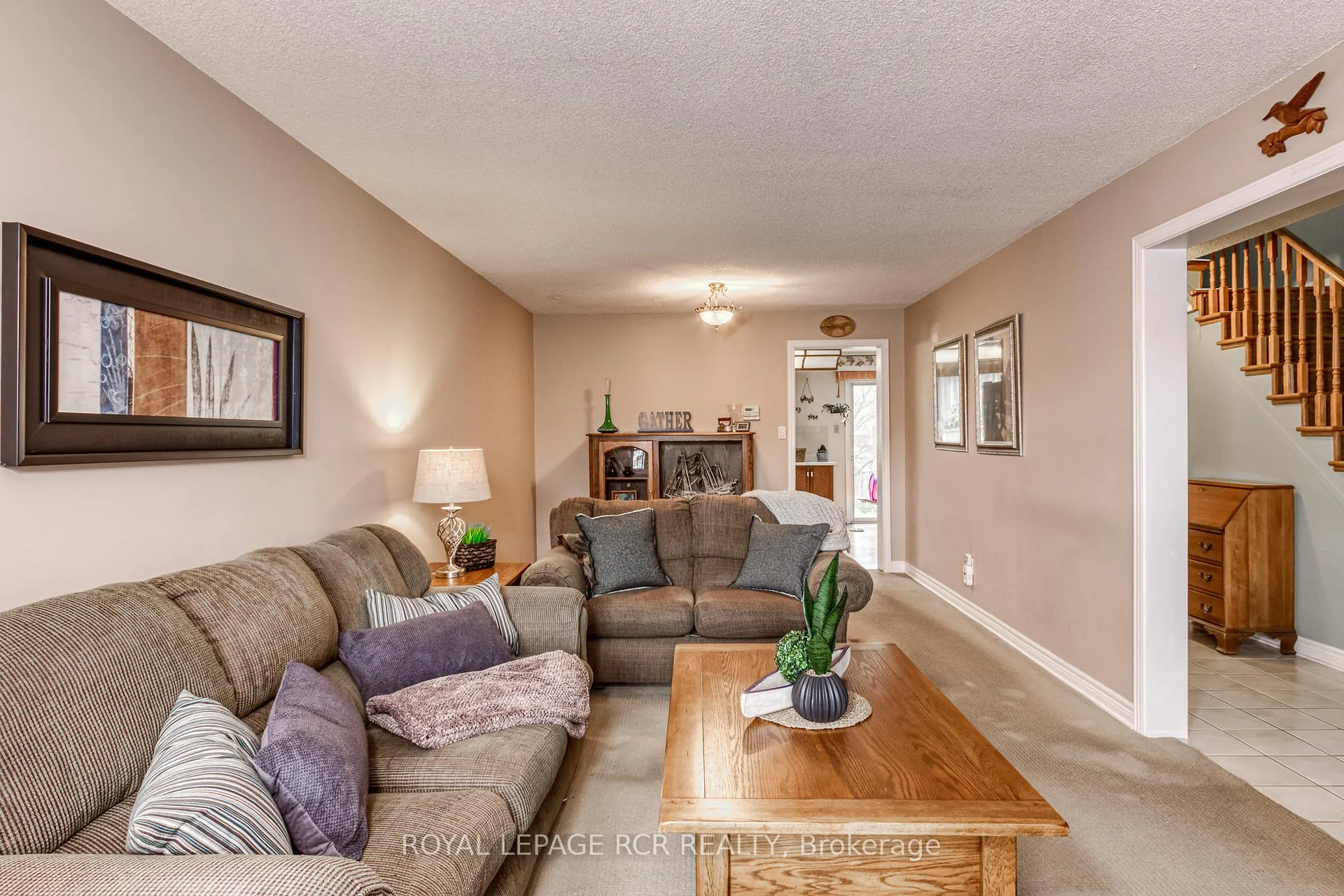 Photo 9 of 38 Ebby Avenue, Brampton, Heart Lake West — HOMEH