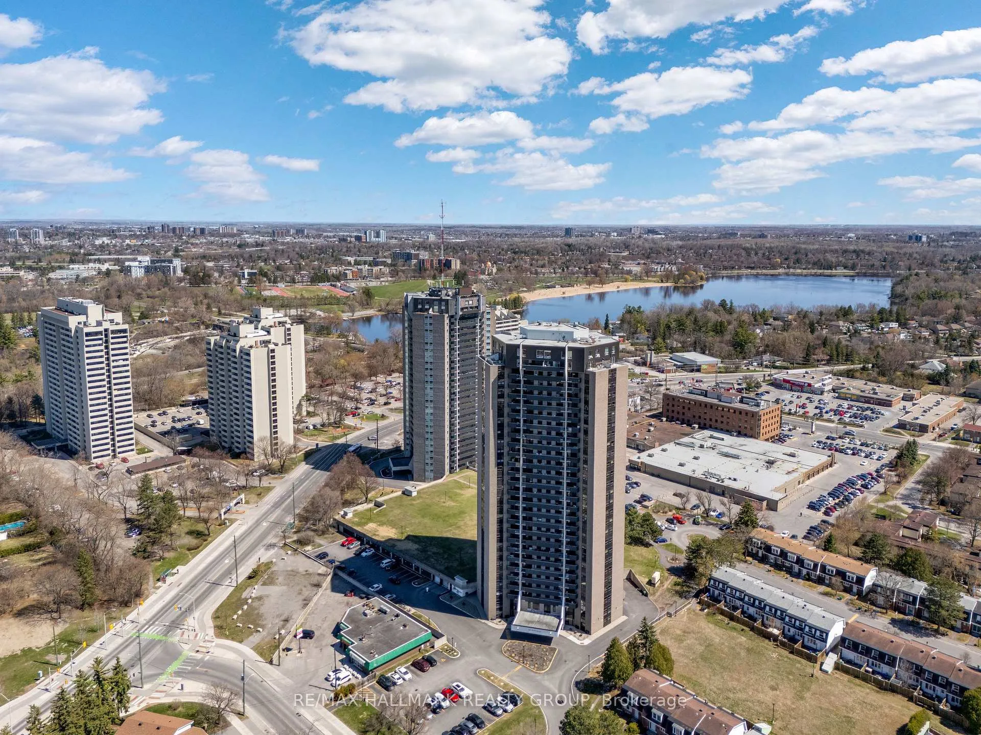 Photo 2 of Unit 407, 900 Dynes Road, Ottawa, Carleton Square — HOMEH