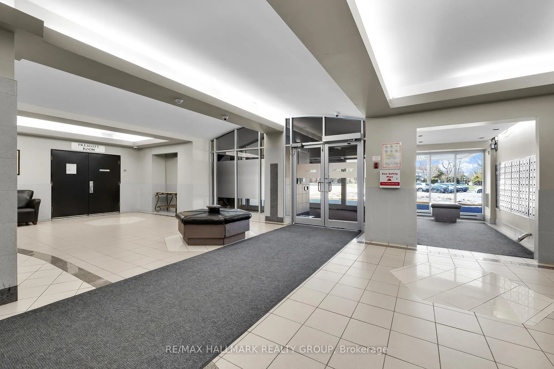 Photo 5 of Unit 407, 900 Dynes Road, Ottawa, Carleton Square — HOMEH