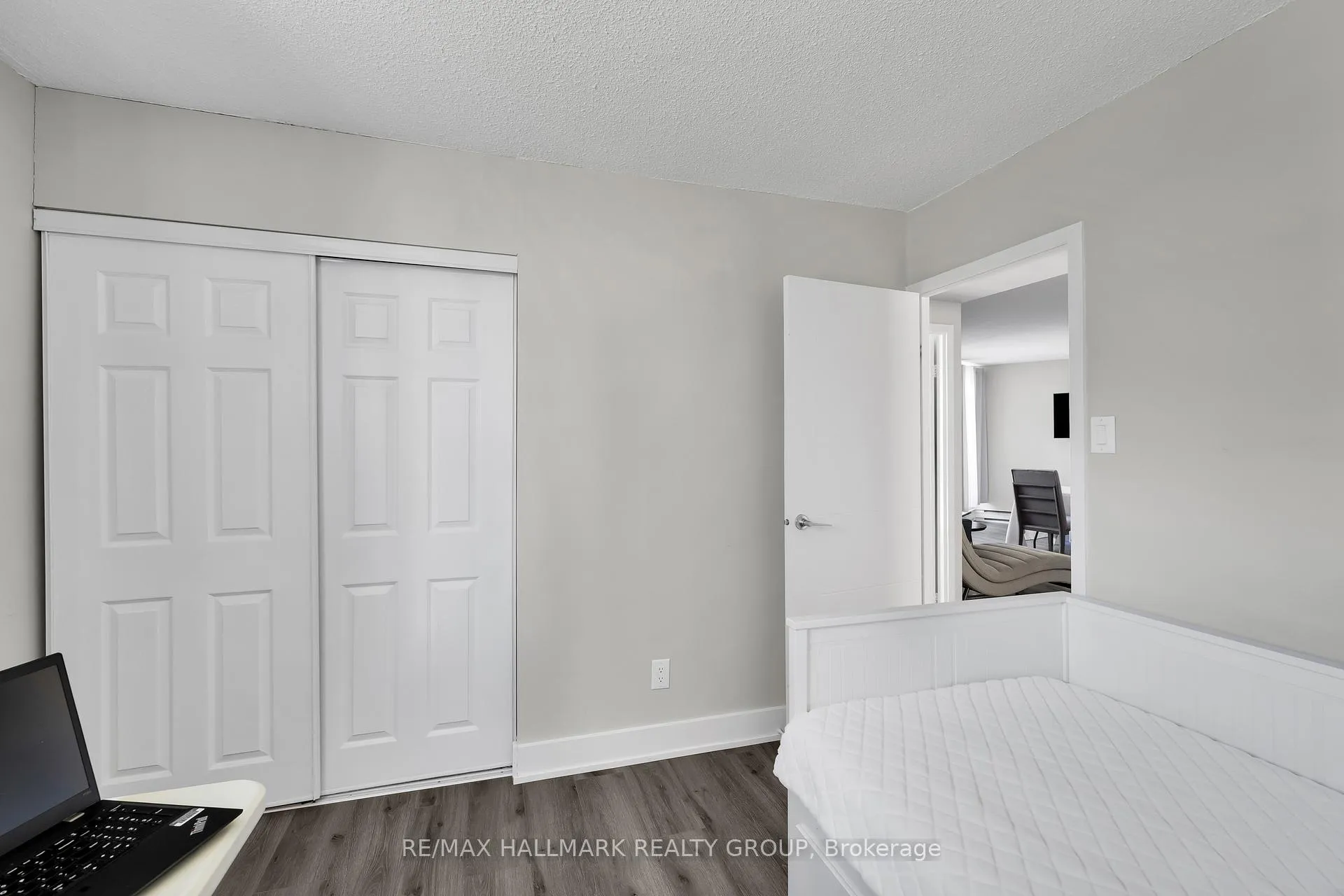 Photo 28 of Unit 407, 900 Dynes Road, Ottawa, Carleton Square — HOMEH
