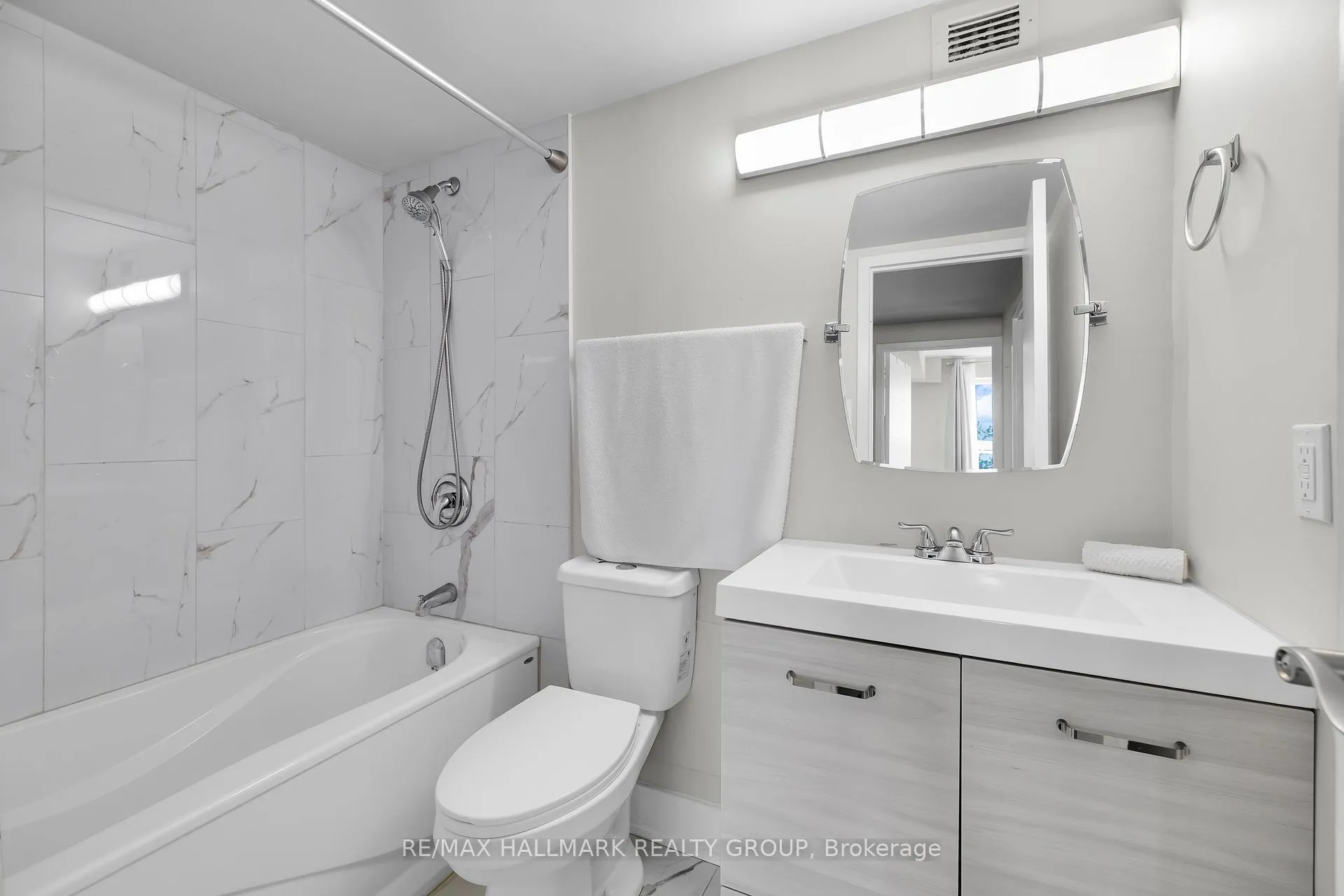 Photo 29 of Unit 407, 900 Dynes Road, Ottawa, Carleton Square — HOMEH