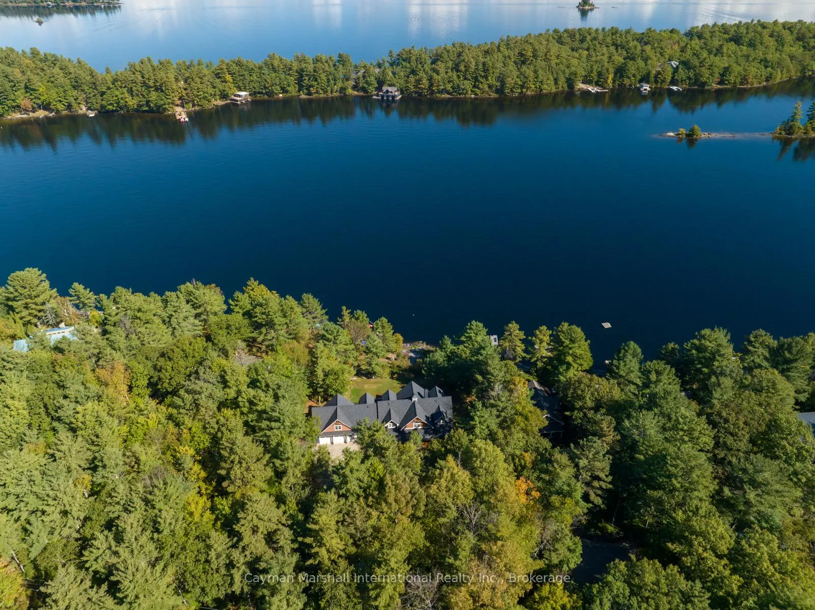 Photo 3 of 1045 Lakeshore Drive, Gravenhurst, Muskoka (S) — HOMEH