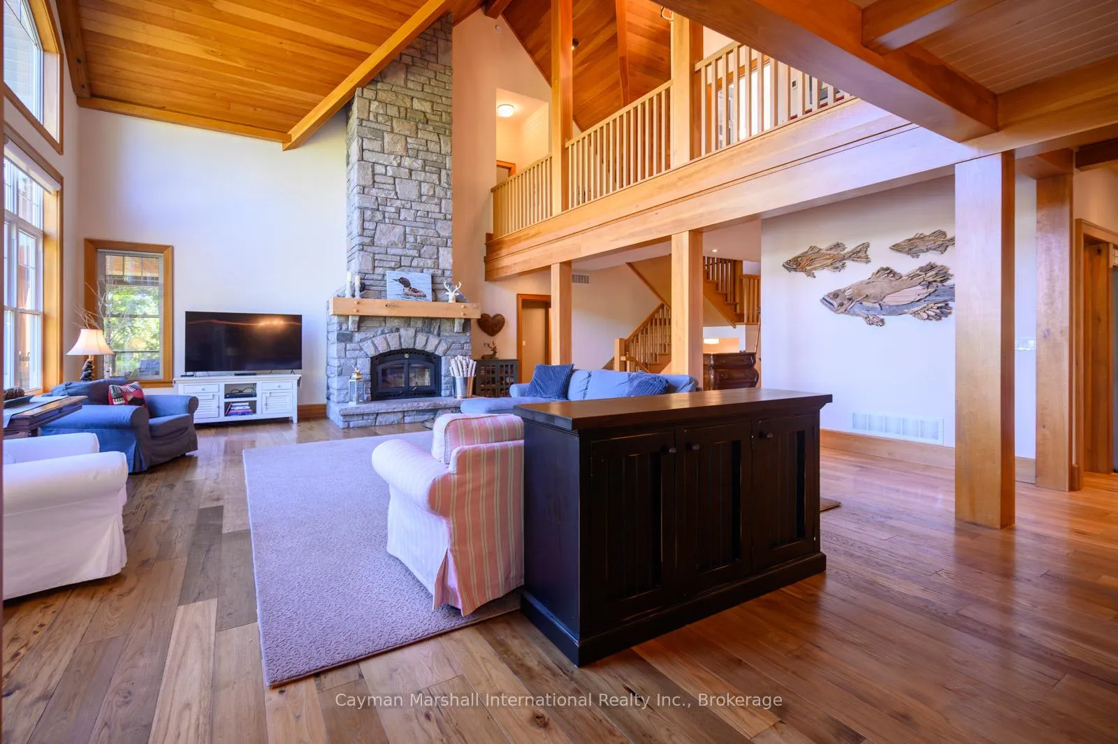 Photo 4 of 1045 Lakeshore Drive, Gravenhurst, Muskoka (S) — HOMEH