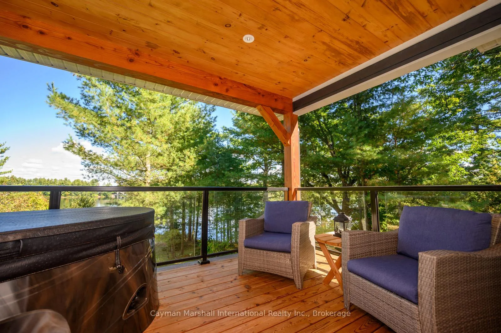 Photo 11 of 1045 Lakeshore Drive, Gravenhurst, Muskoka (S) — HOMEH
