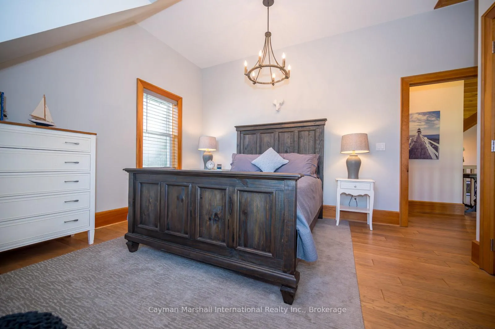Photo 13 of 1045 Lakeshore Drive, Gravenhurst, Muskoka (S) — HOMEH