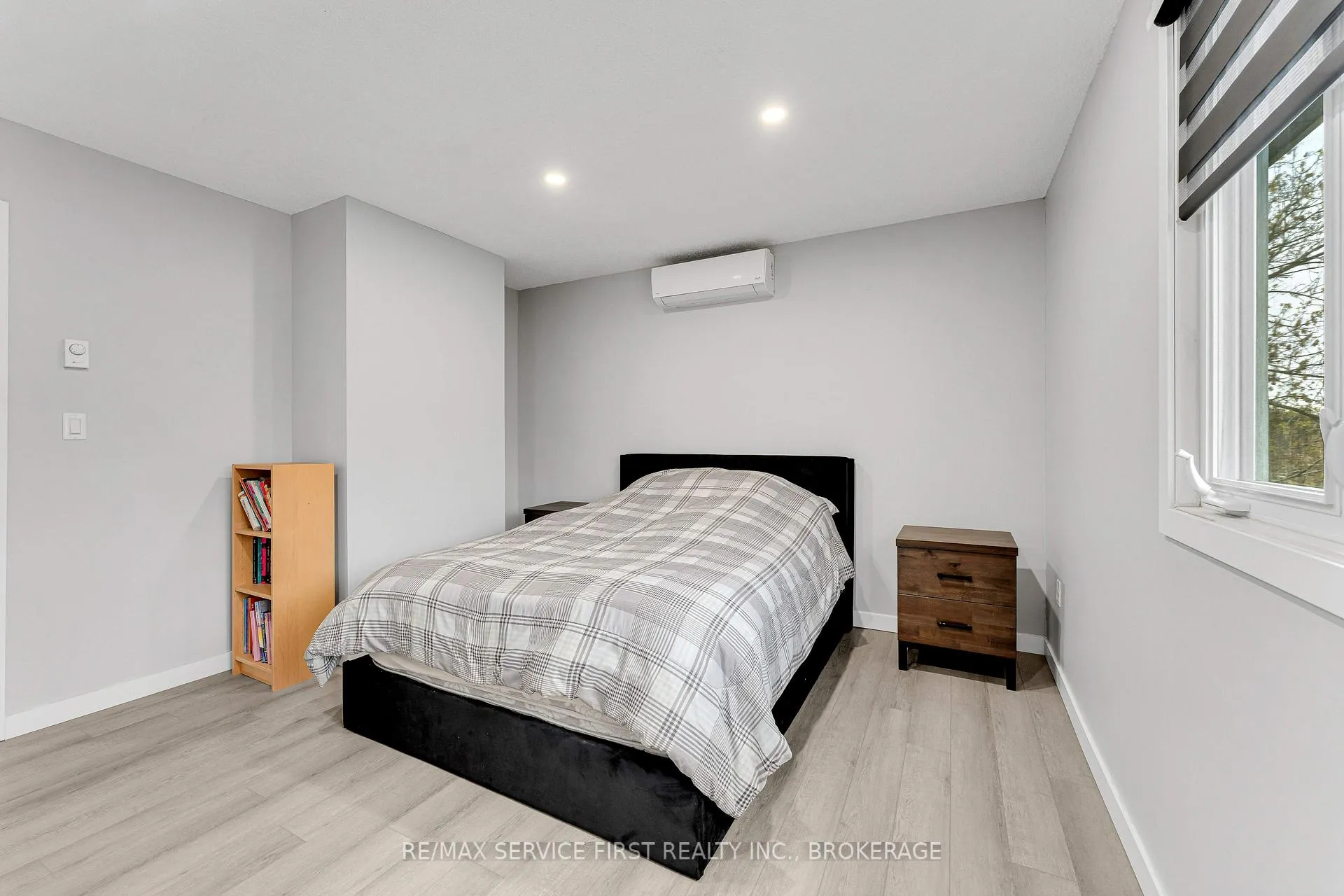 Photo 20 of Unit 46, 31 Coventry Crescent, Kingston, West of Sir John A. Blvd — HOMEH