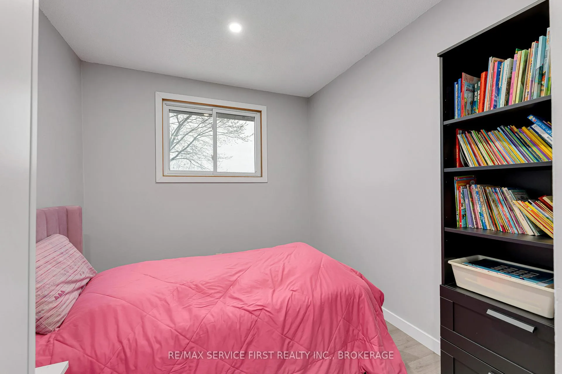 Photo 26 of Unit 46, 31 Coventry Crescent, Kingston, West of Sir John A. Blvd — HOMEH