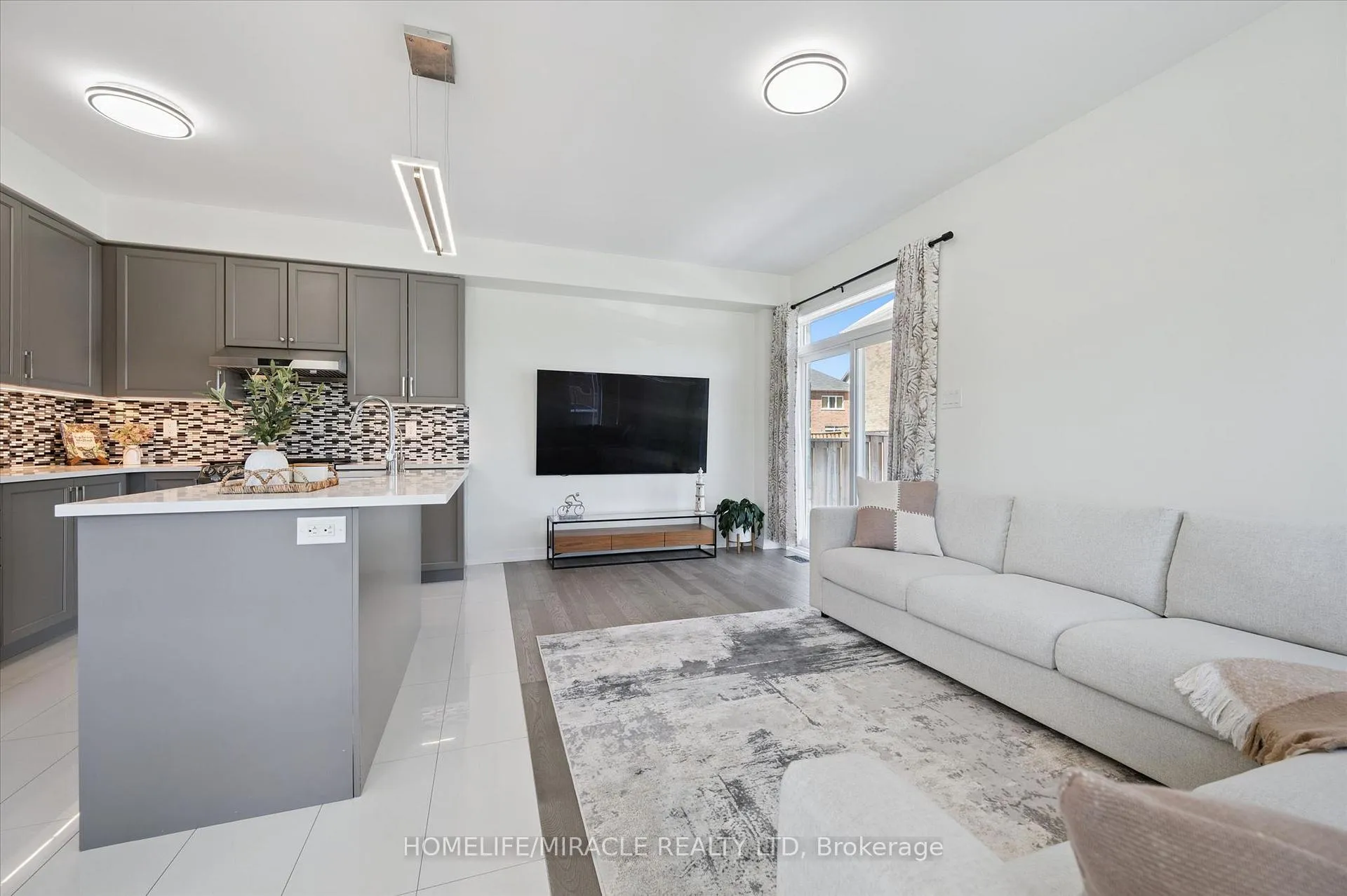 Photo 14 of 100 Tilbury Street, Woolwich, Breslau — HOMEH