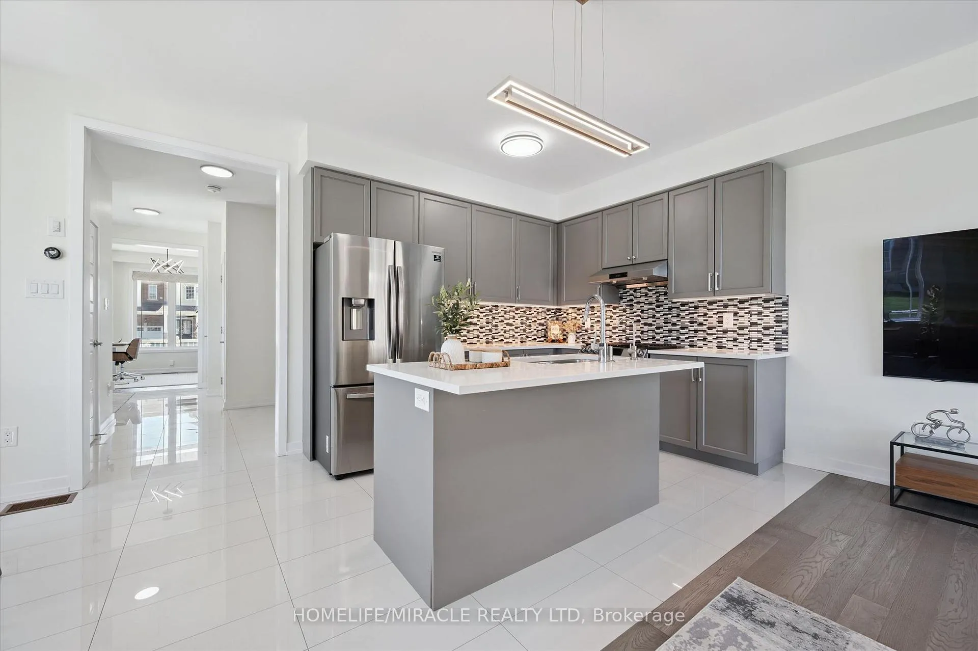 Photo 16 of 100 Tilbury Street, Woolwich, Breslau — HOMEH