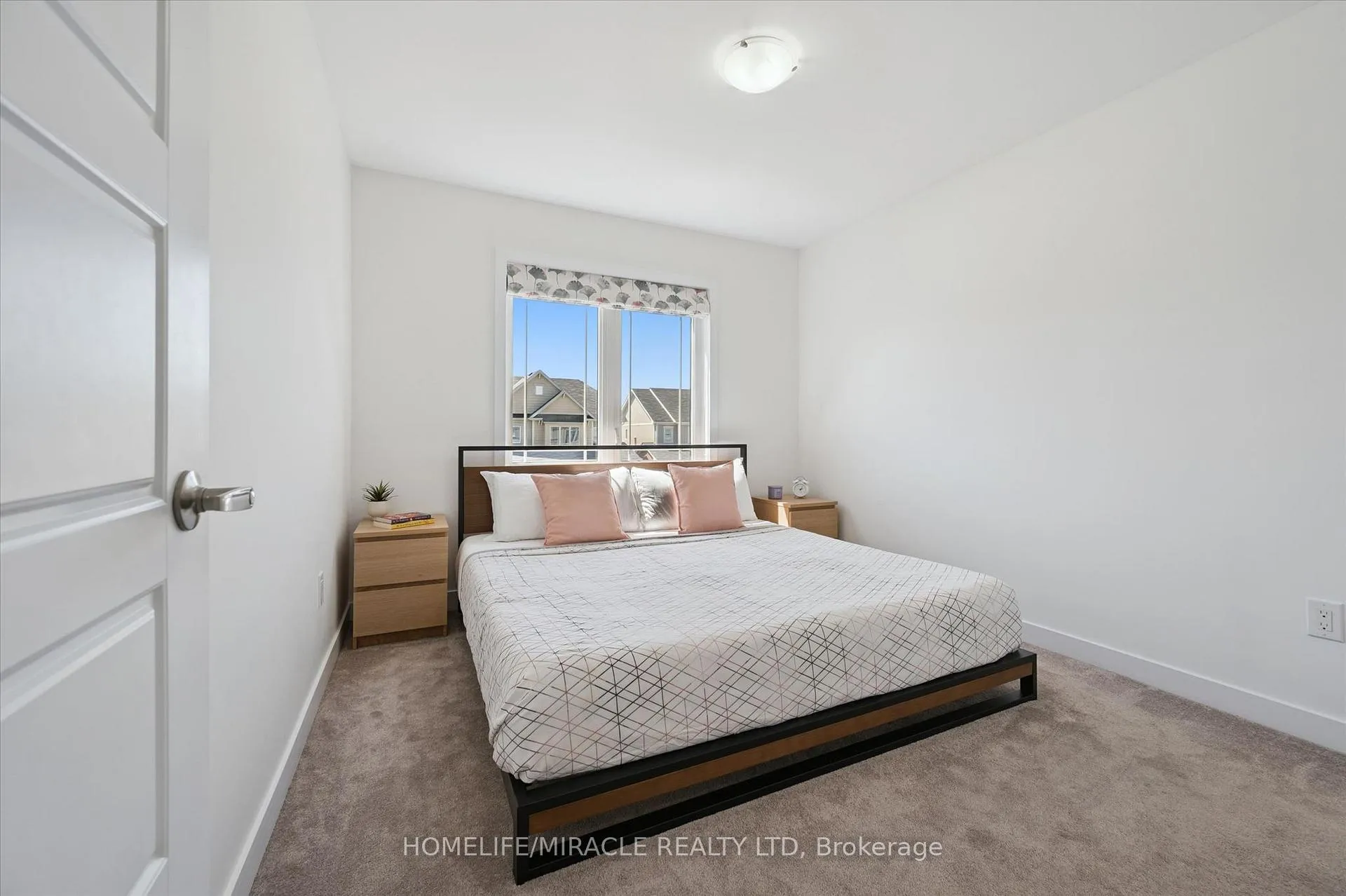 Photo 29 of 100 Tilbury Street, Woolwich, Breslau — HOMEH