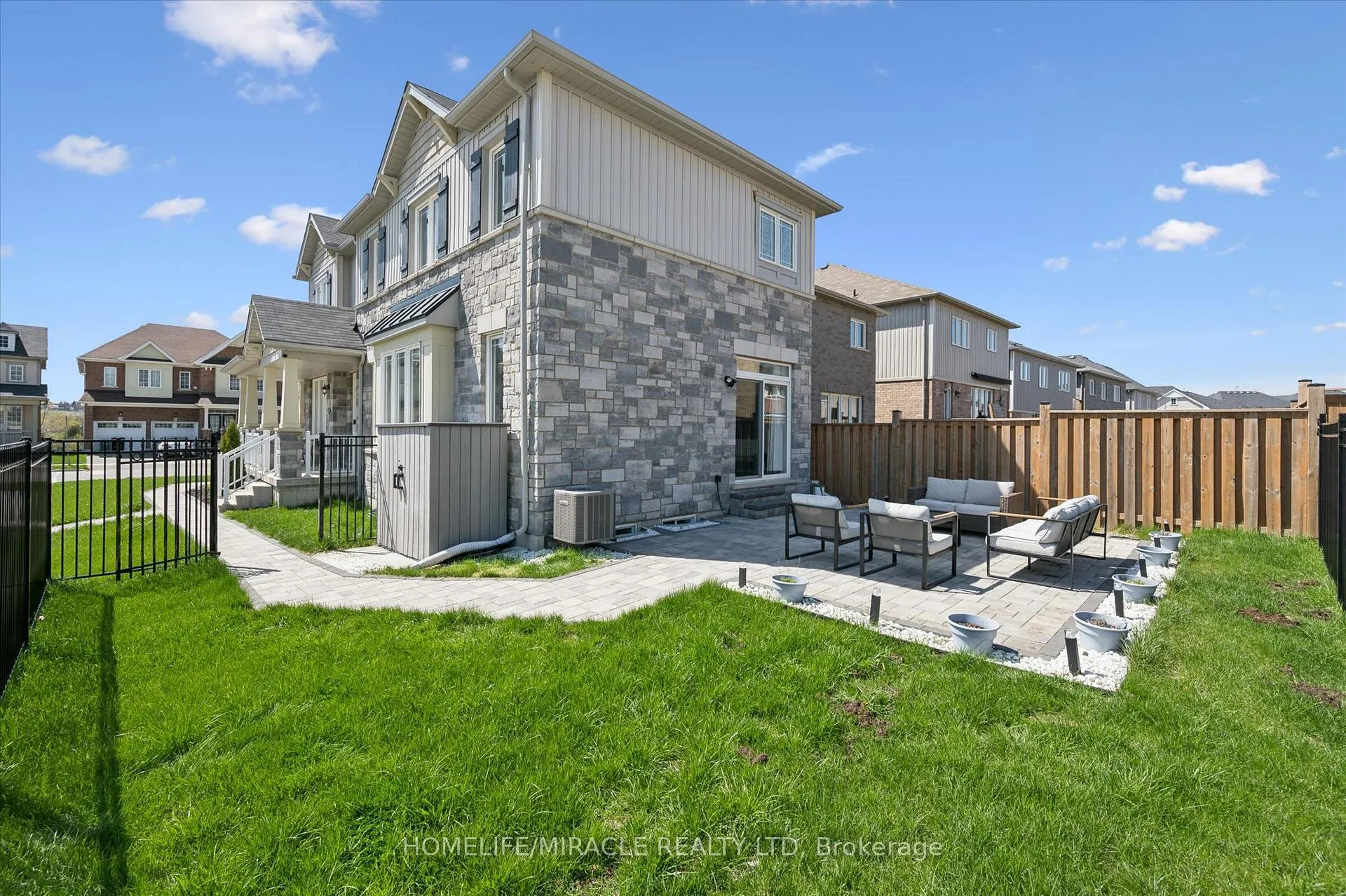 Photo 36 of 100 Tilbury Street, Woolwich, Breslau — HOMEH