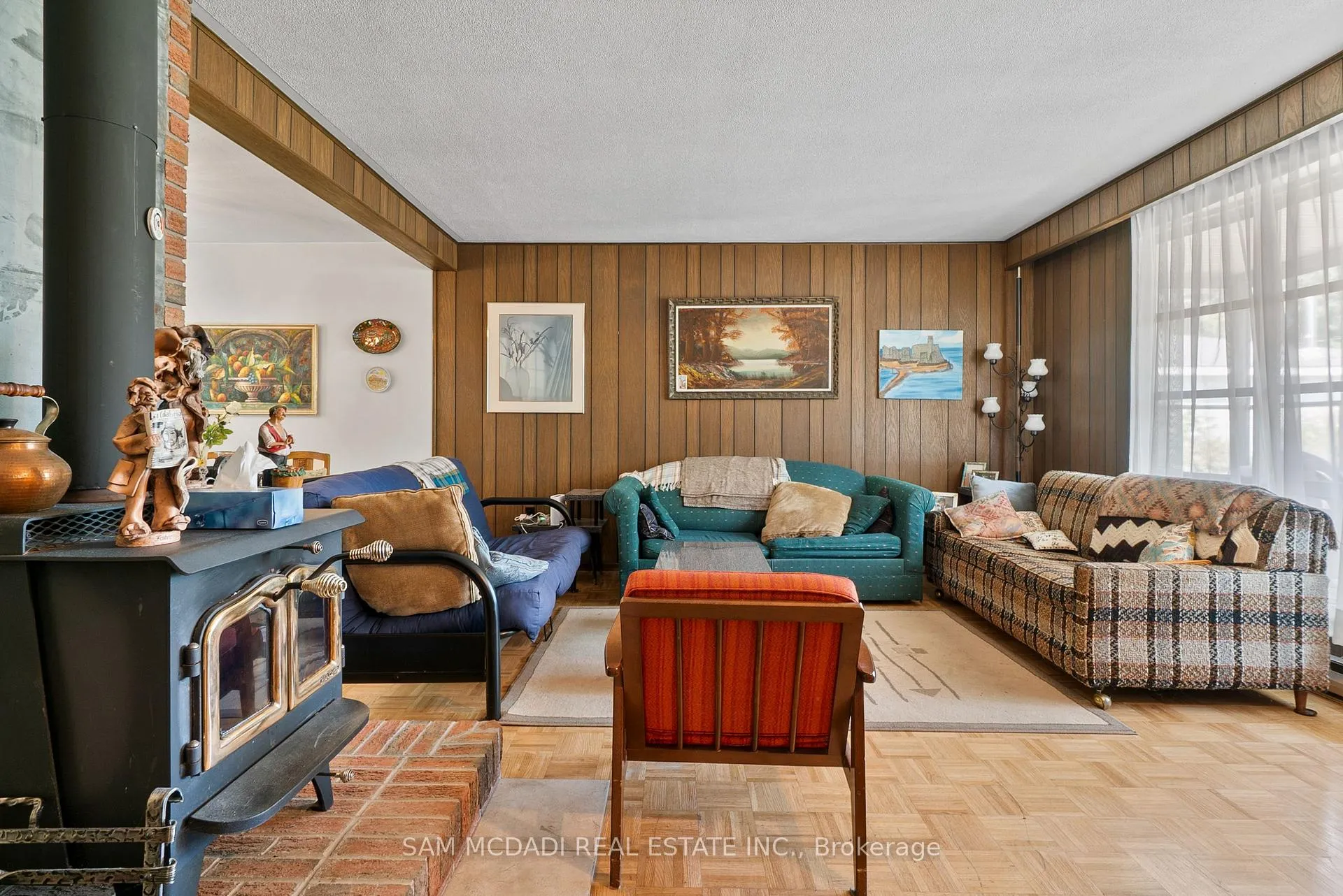 Photo 10 of 68 41st Street S, Wasaga Beach — HOMEH