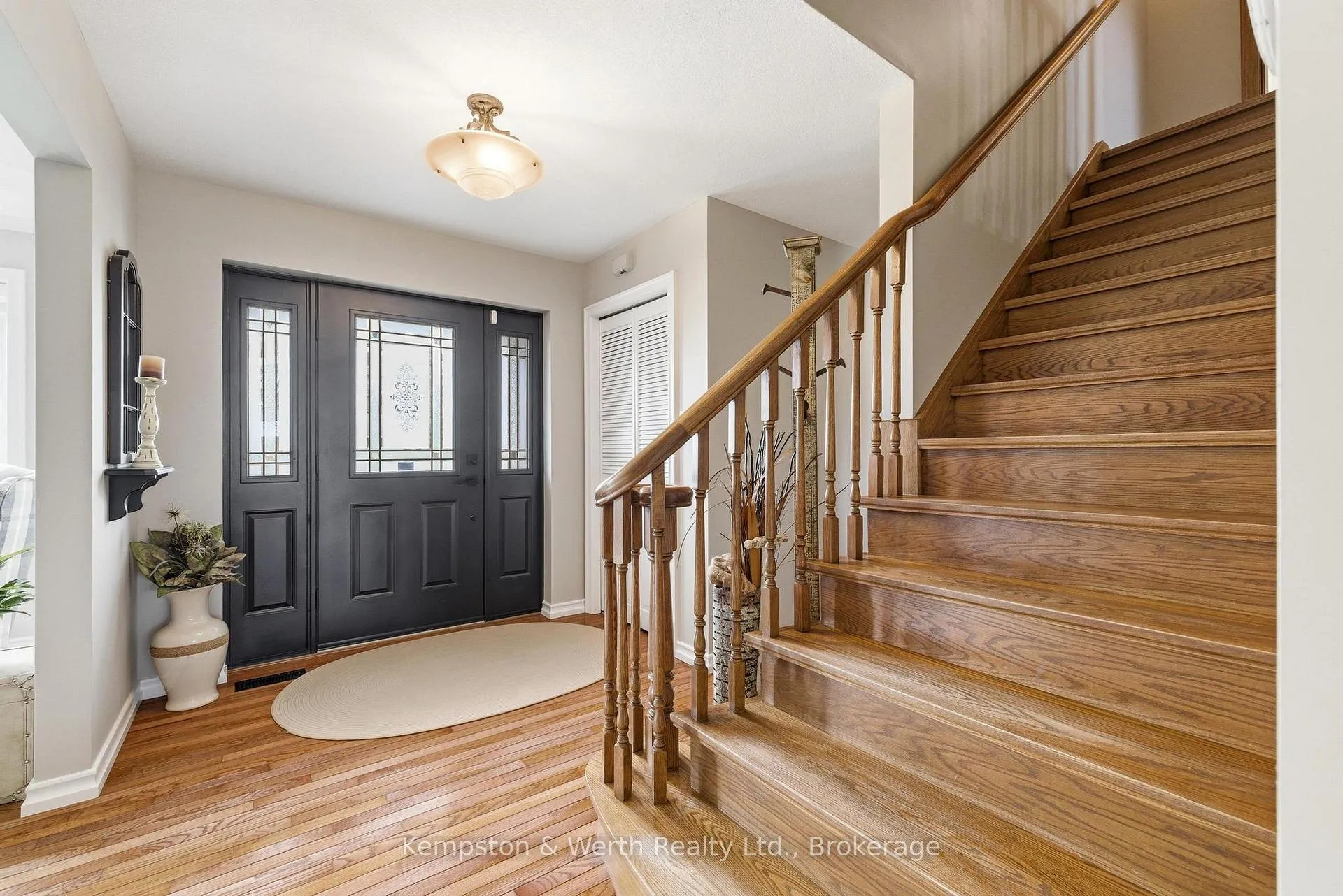 Photo 4 of 890 Perkin Crescent, North Perth, Listowel — HOMEH