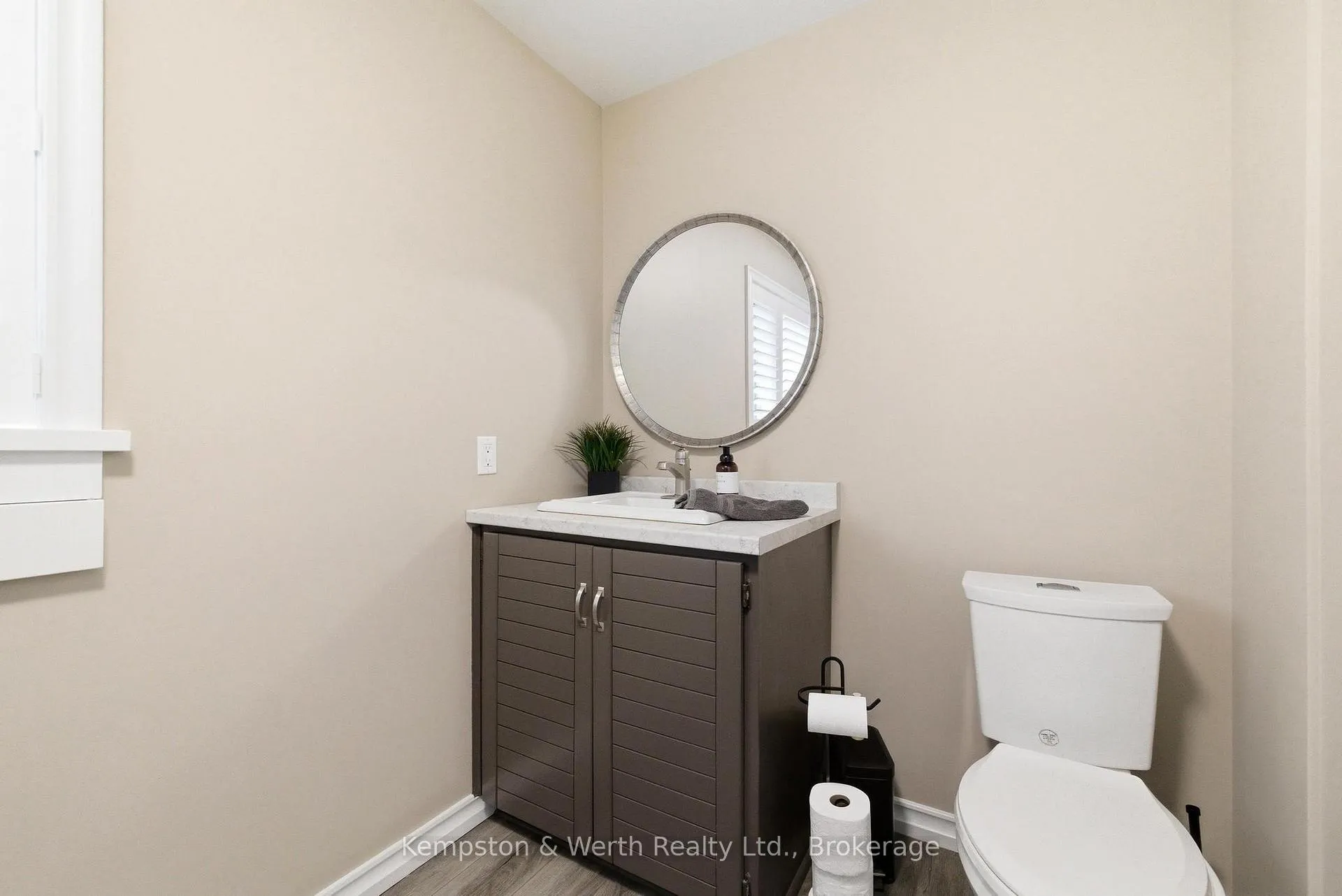 Photo 27 of 890 Perkin Crescent, North Perth, Listowel — HOMEH