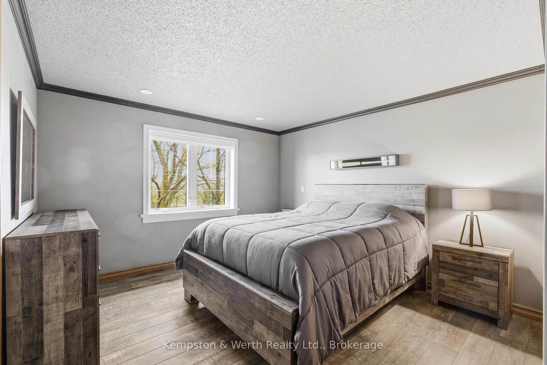 Photo 33 of 890 Perkin Crescent, North Perth, Listowel — HOMEH