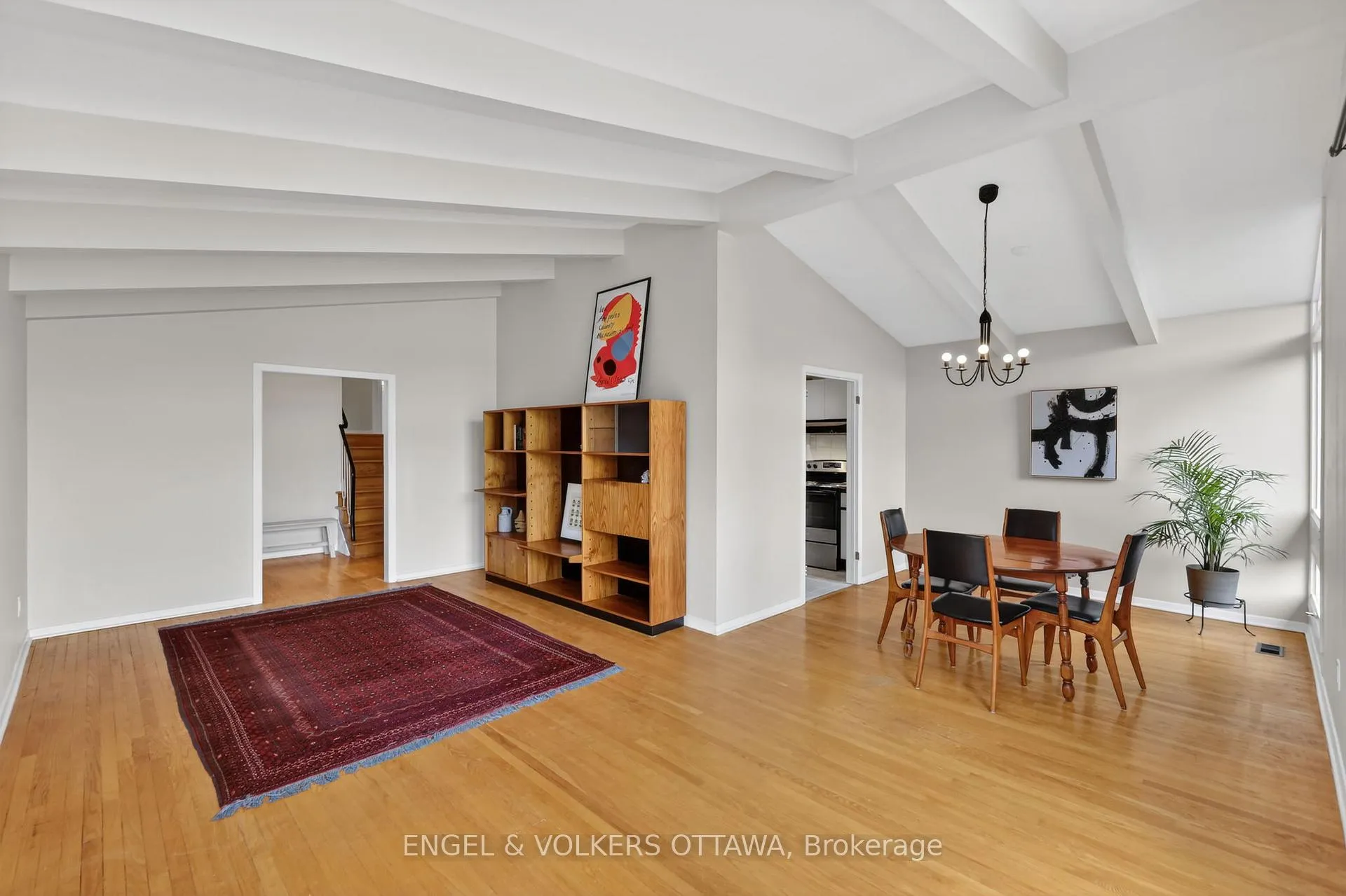 Photo 8 of 1795 Devlin Crescent, Ottawa, Playfair Park — HOMEH