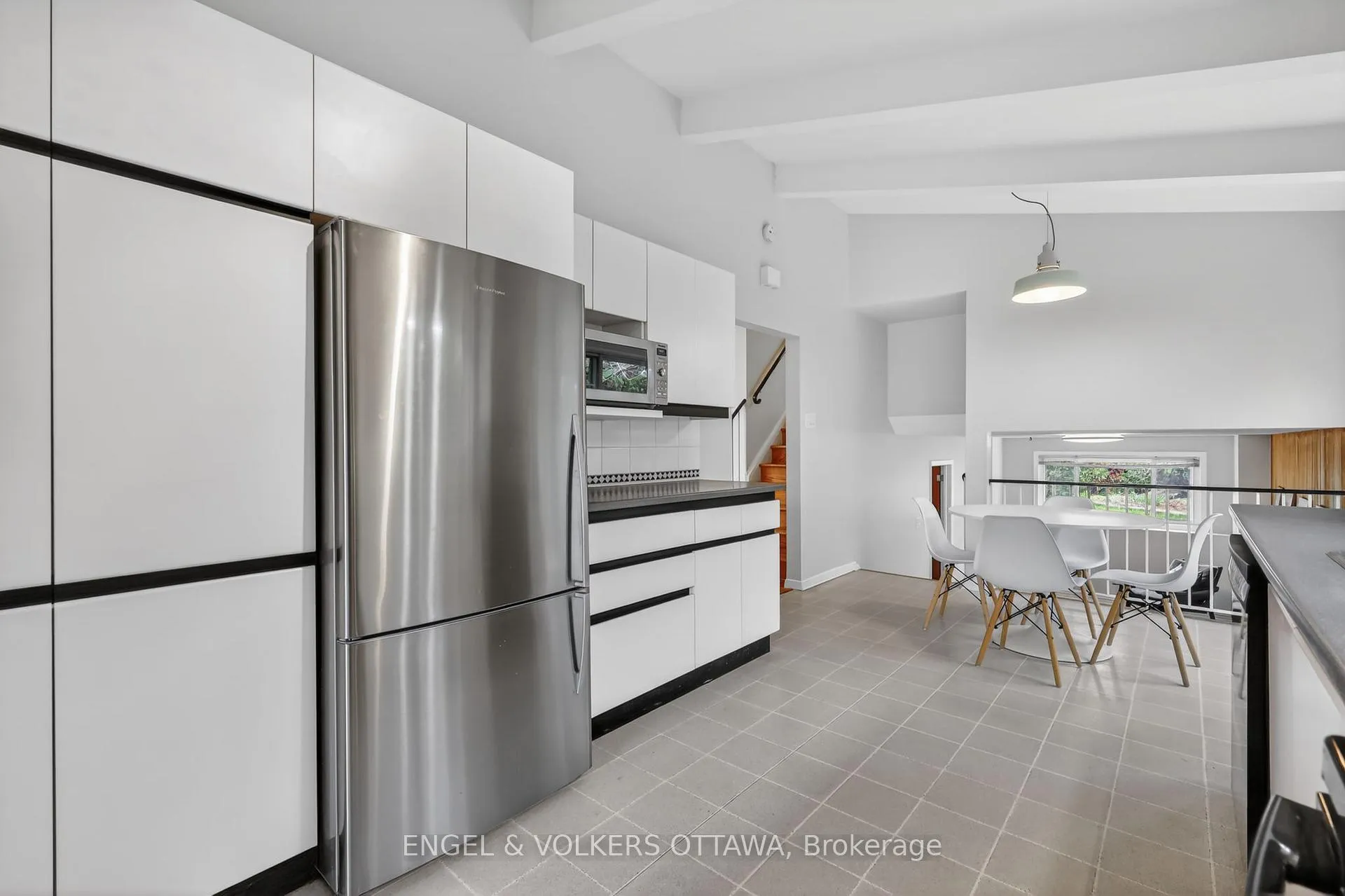 Photo 13 of 1795 Devlin Crescent, Ottawa, Playfair Park — HOMEH