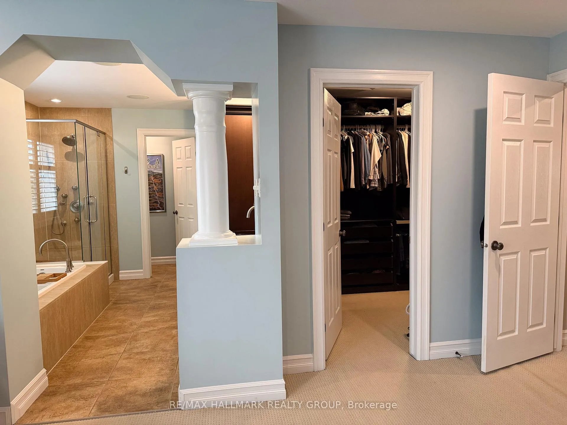Photo 19 of 300 Amita Crescent, Ottawa, Mooneys Bay — HOMEH