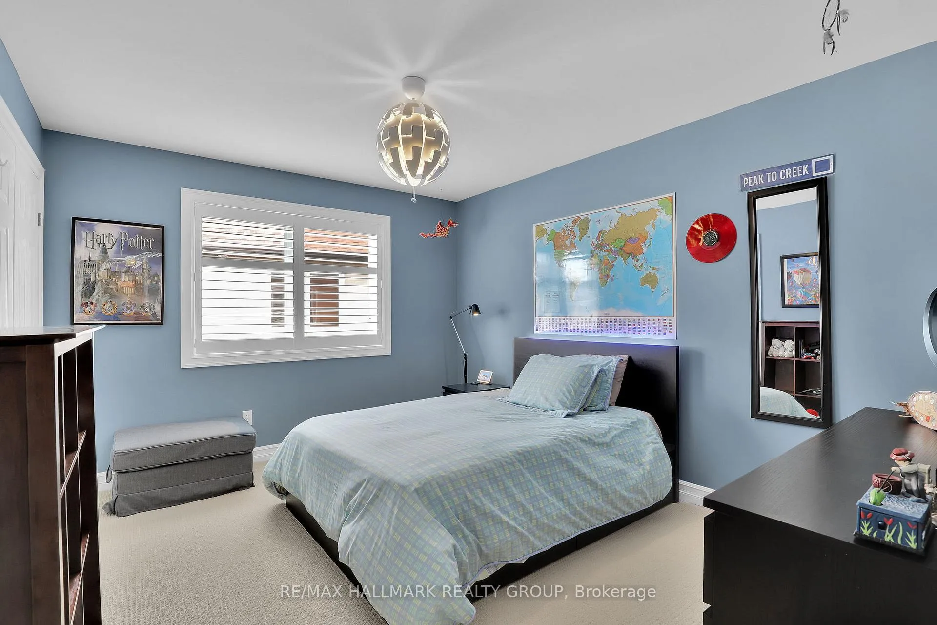 Photo 20 of 300 Amita Crescent, Ottawa, Mooneys Bay — HOMEH