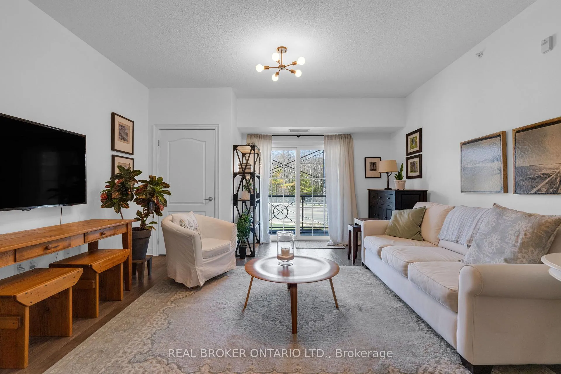 Photo 5 of Unit 108, 42 Ferndale Drive S, Barrie, Ardagh — HOMEH