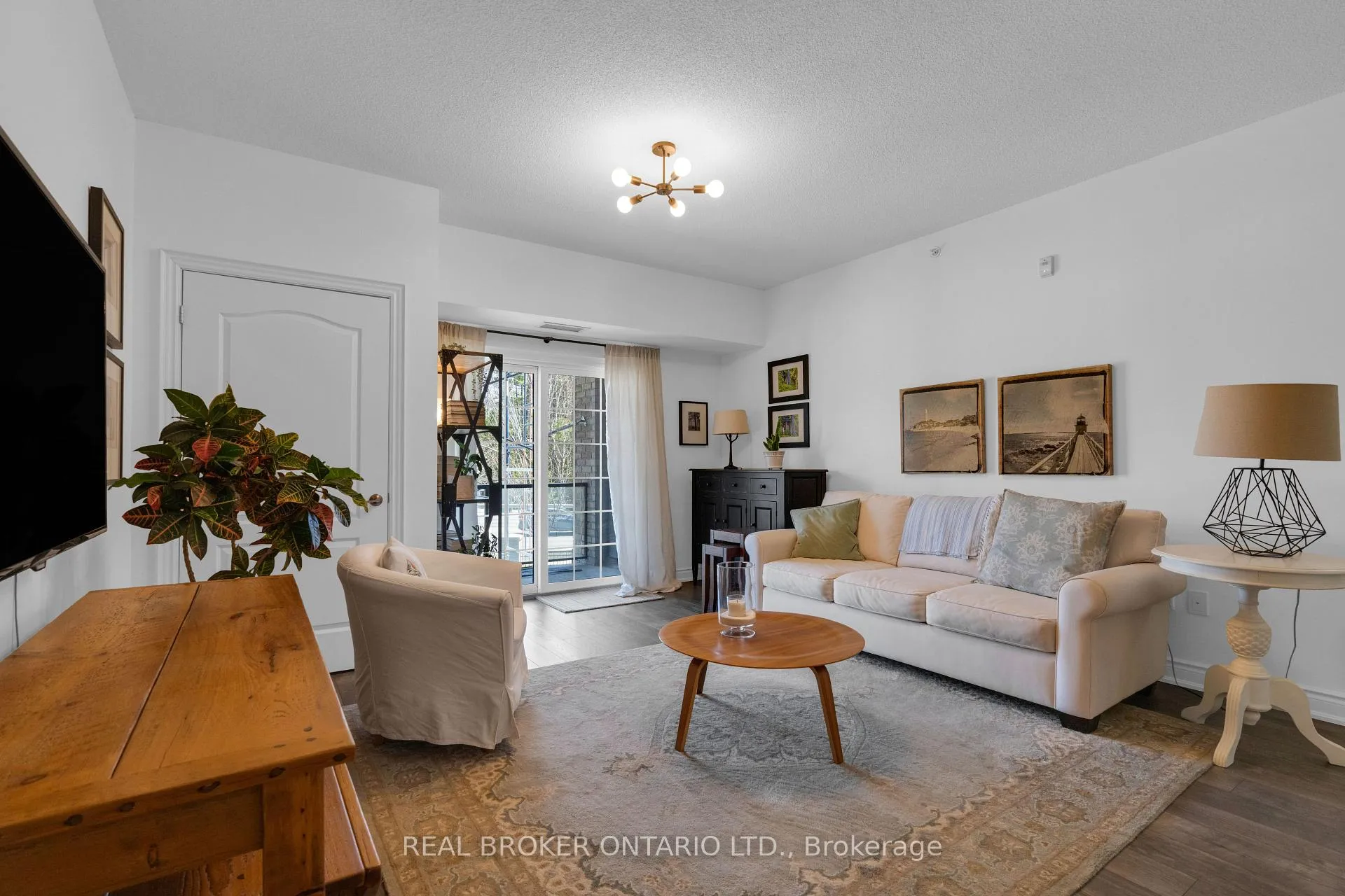 Photo 6 of Unit 108, 42 Ferndale Drive S, Barrie, Ardagh — HOMEH