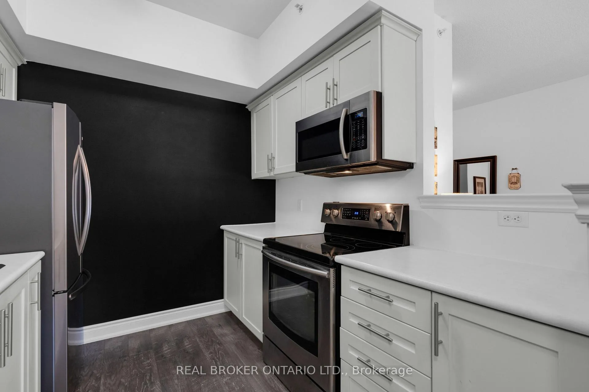 Photo 7 of Unit 108, 42 Ferndale Drive S, Barrie, Ardagh — HOMEH