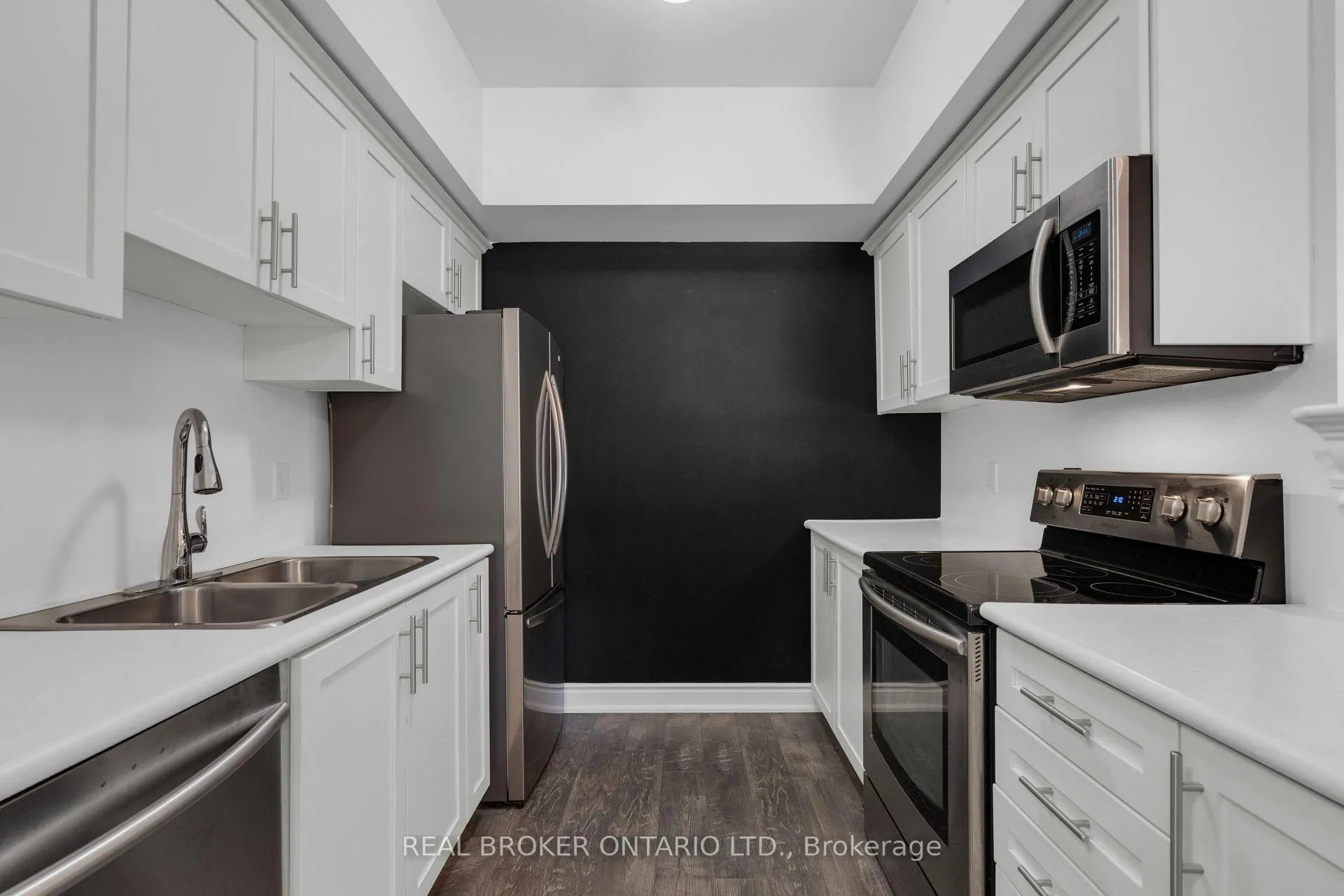 Photo 8 of Unit 108, 42 Ferndale Drive S, Barrie, Ardagh — HOMEH