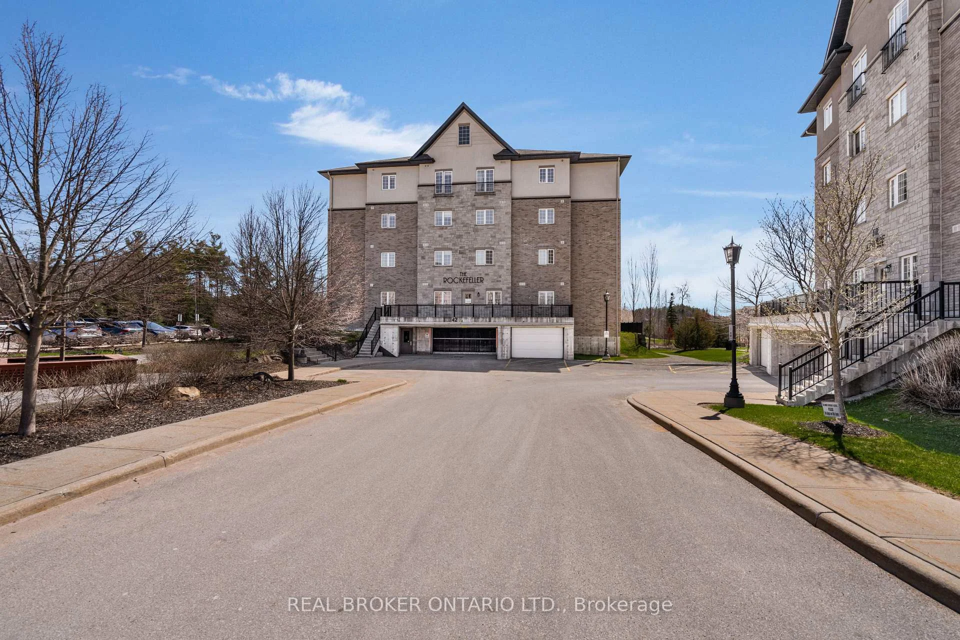 Photo 33 of Unit 108, 42 Ferndale Drive S, Barrie, Ardagh — HOMEH