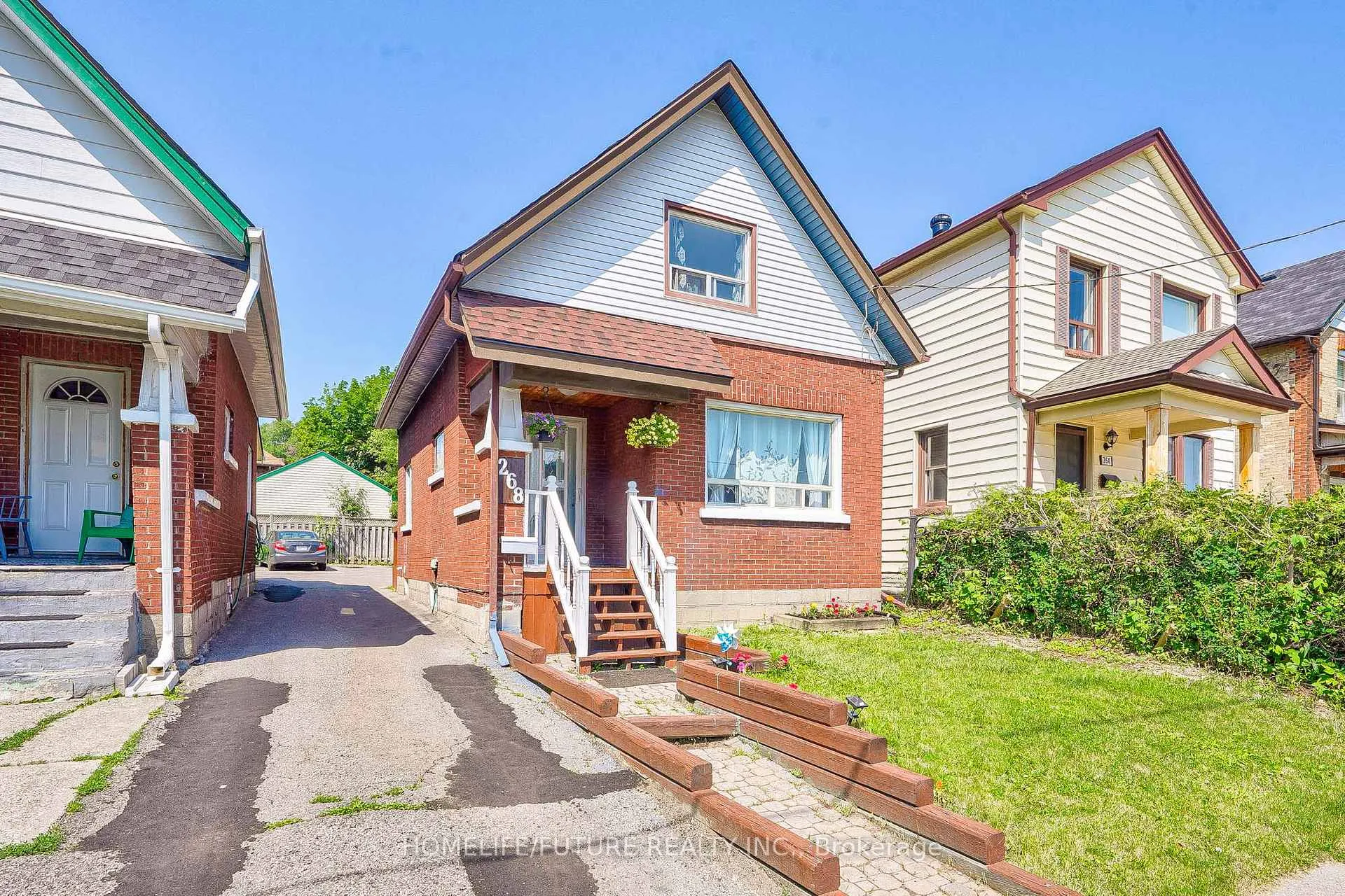 Photo 3 of 268 Ritson Road S, Oshawa, Central — HOMEH