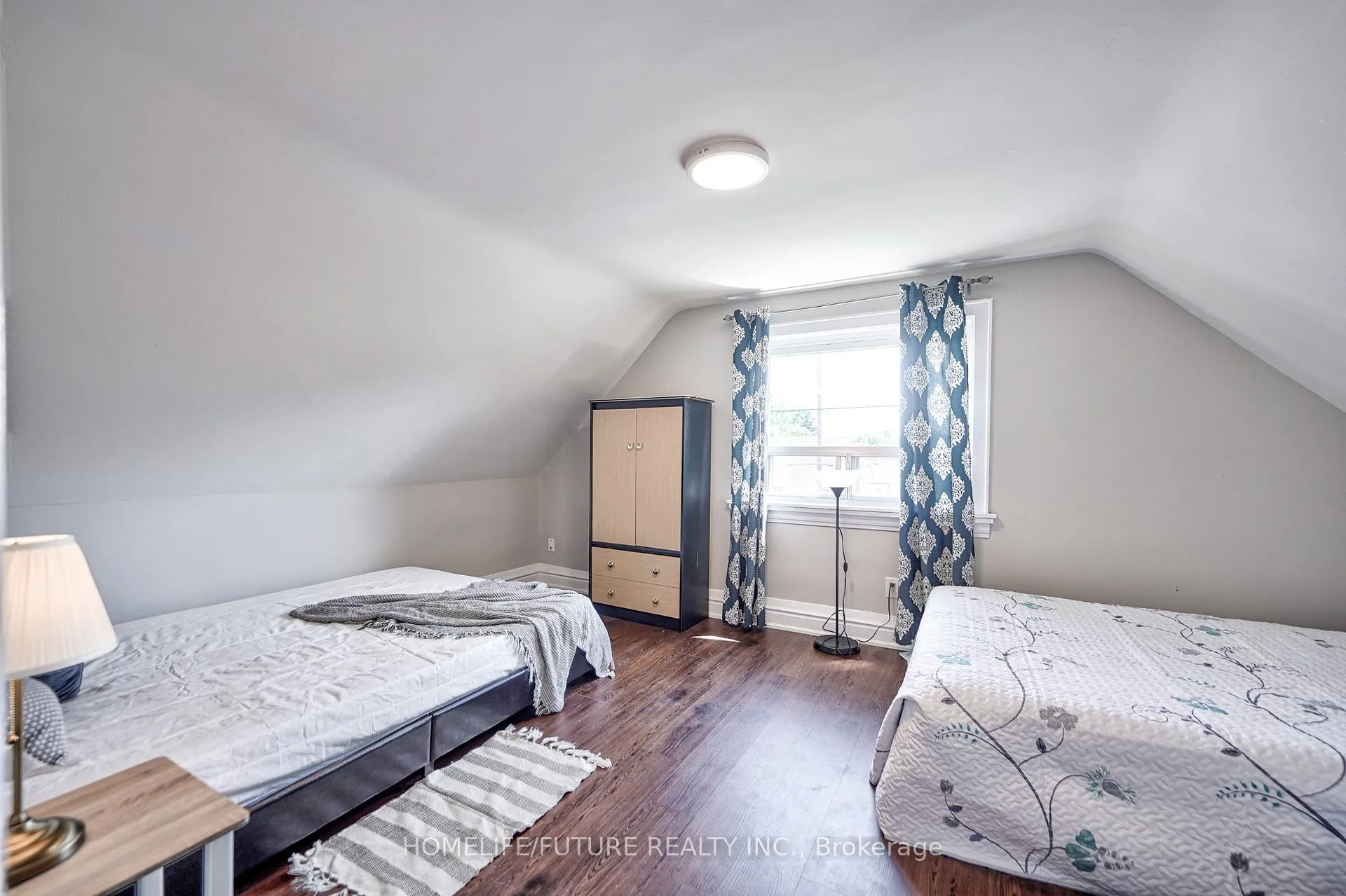 Photo 17 of 268 Ritson Road S, Oshawa, Central — HOMEH