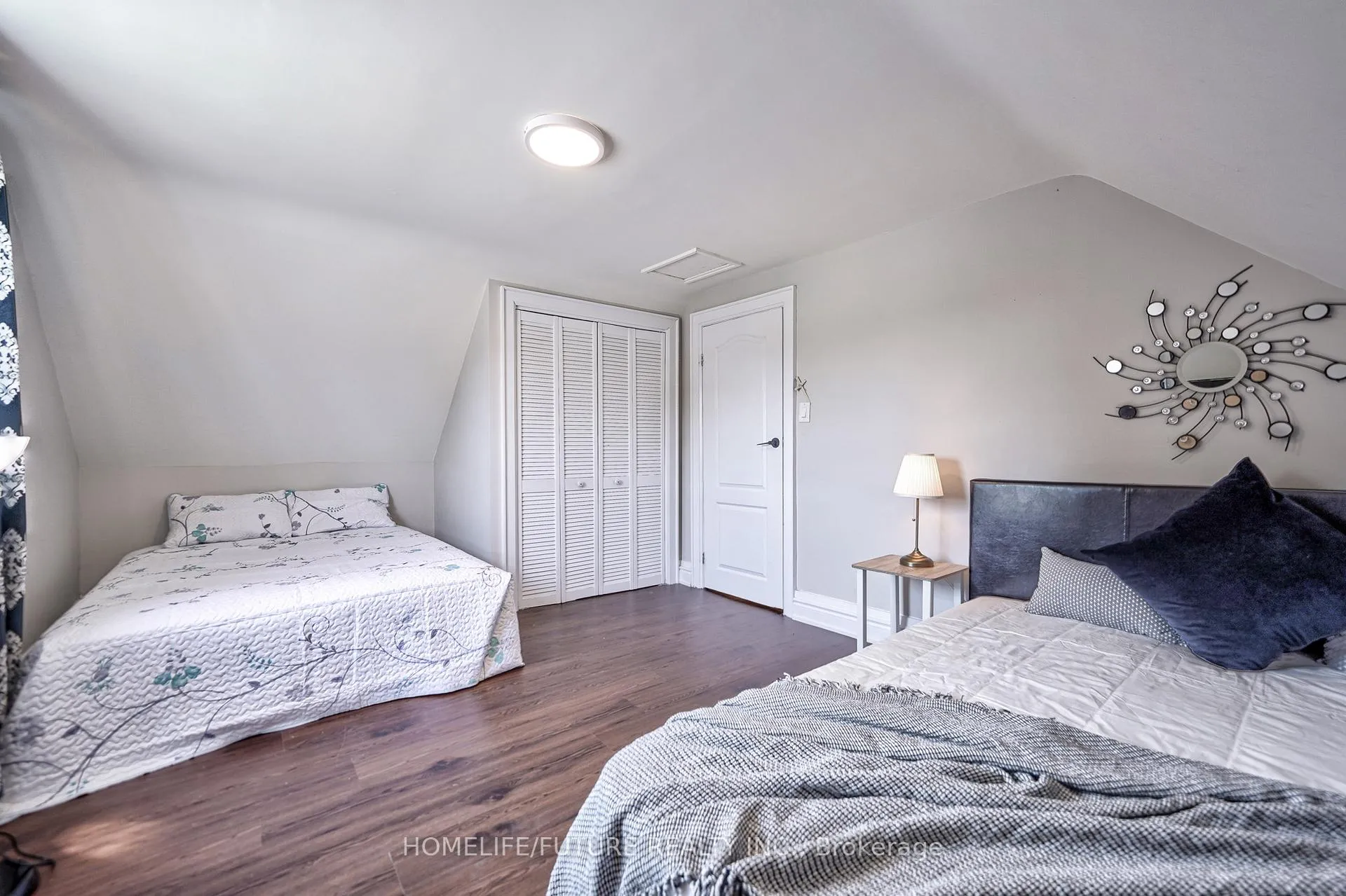 Photo 19 of 268 Ritson Road S, Oshawa, Central — HOMEH