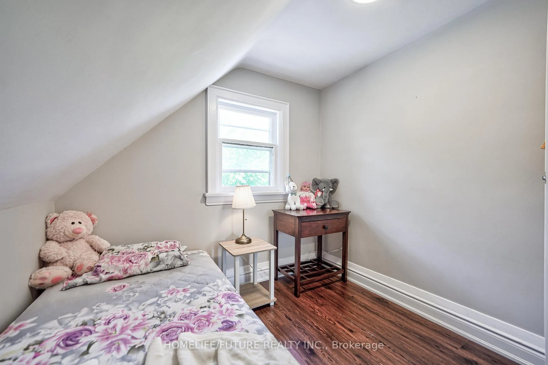 Photo 23 of 268 Ritson Road S, Oshawa, Central — HOMEH