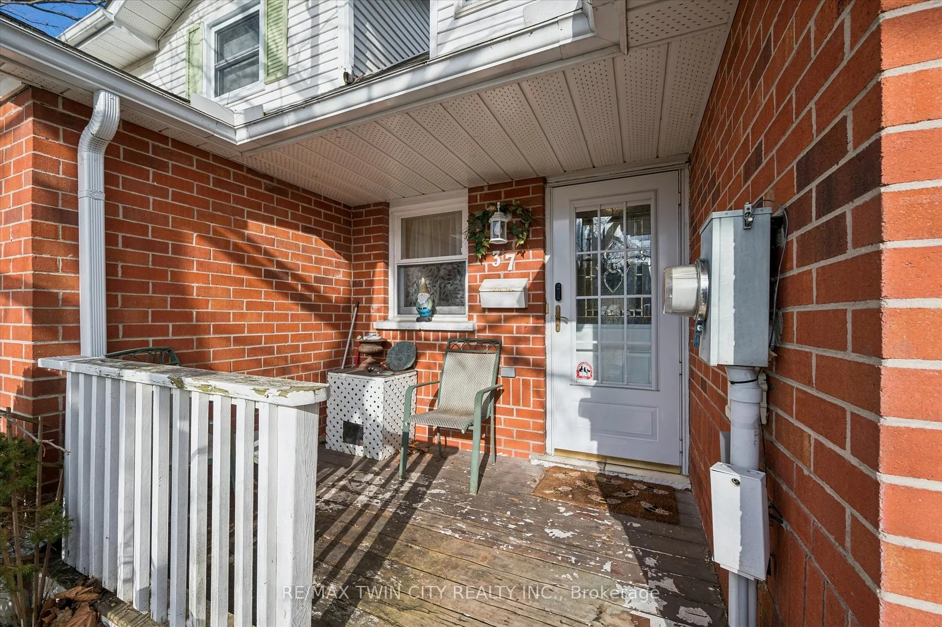 Photo 5 of 37 Edgemere Drive, Cambridge, Christopher-Champlain — HOMEH