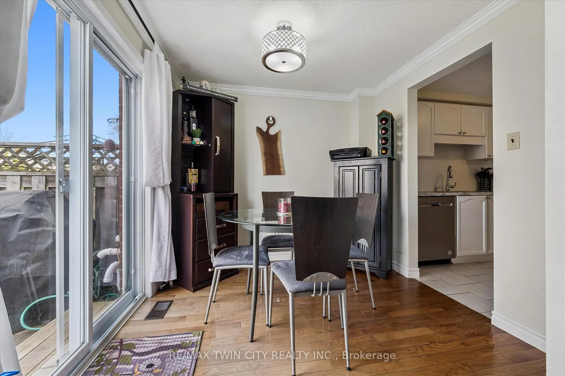 Photo 15 of 37 Edgemere Drive, Cambridge, Christopher-Champlain — HOMEH