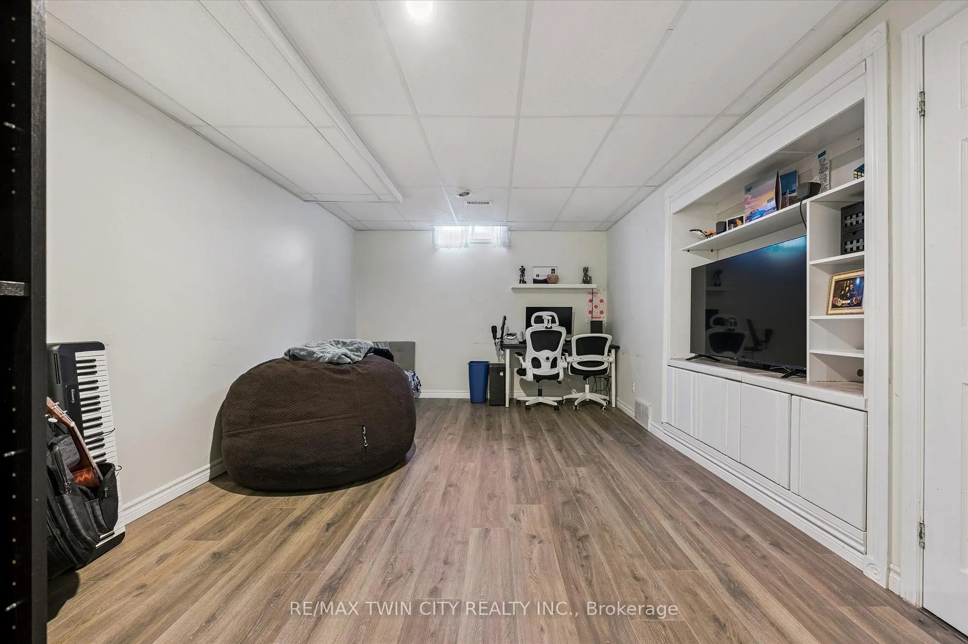Photo 32 of 37 Edgemere Drive, Cambridge, Christopher-Champlain — HOMEH