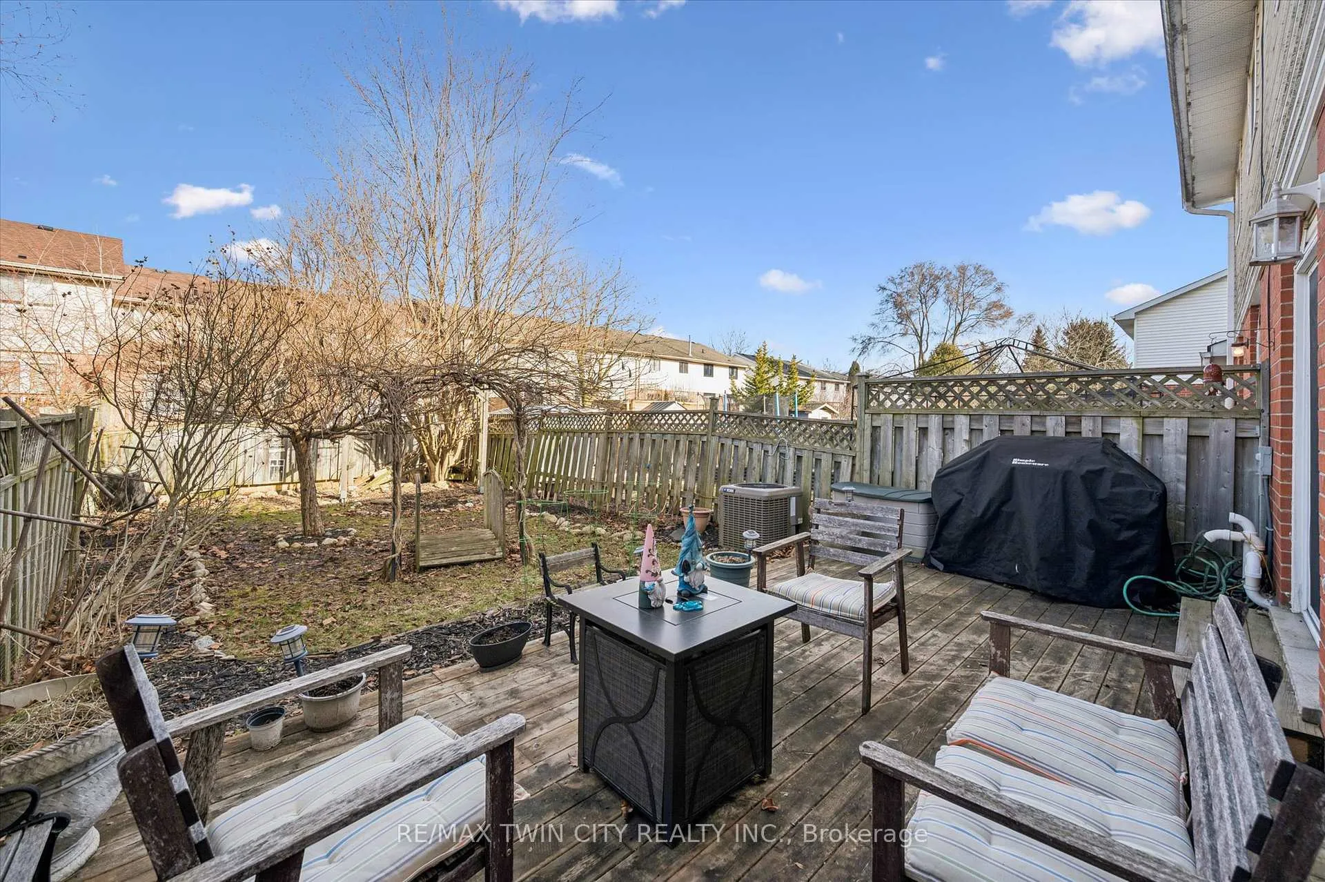 Photo 37 of 37 Edgemere Drive, Cambridge, Christopher-Champlain — HOMEH