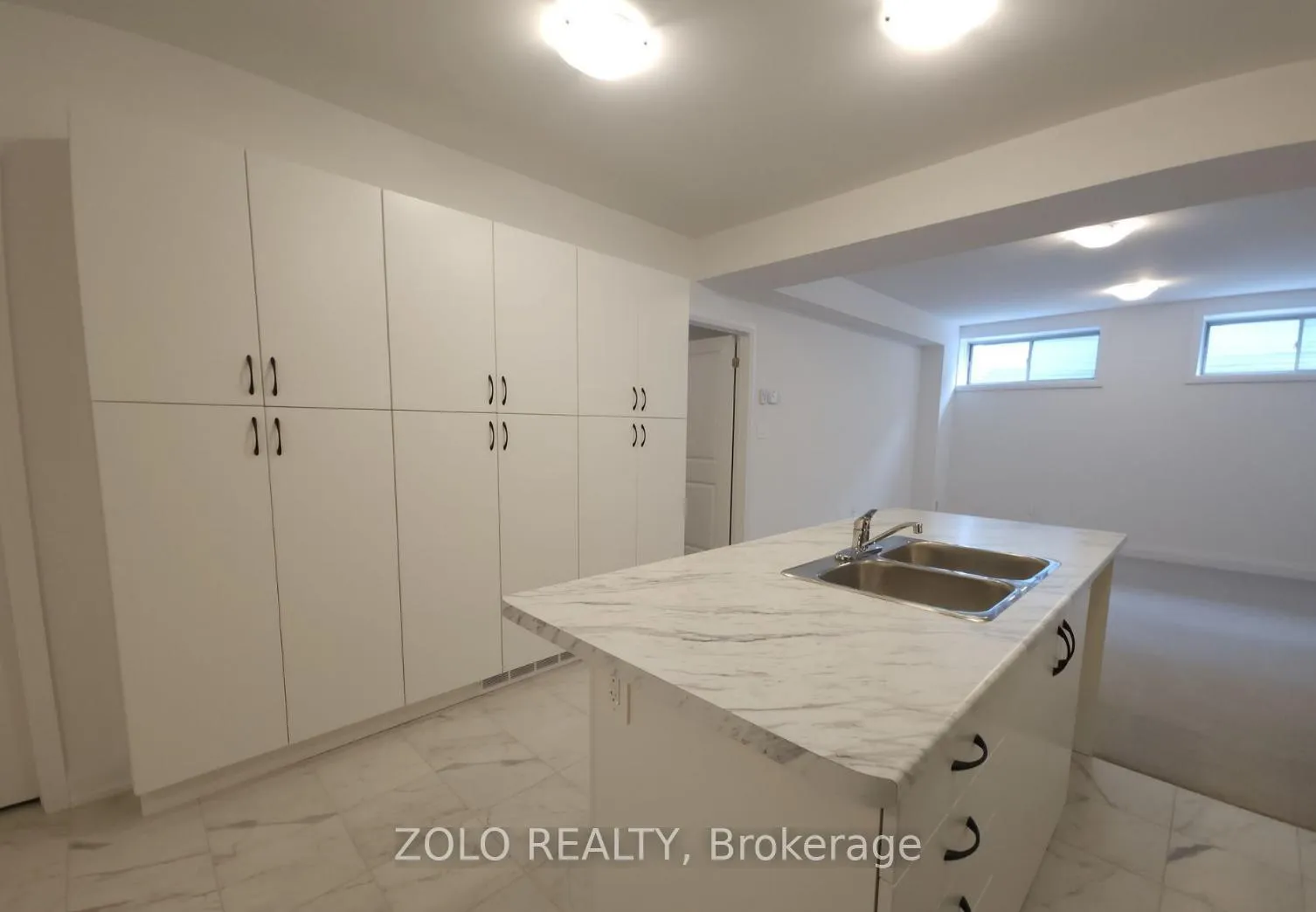 Photo 5 of Unit Lower, 122 Franklin Trail, Barrie, Rural Barrie Southwest — HOMEH