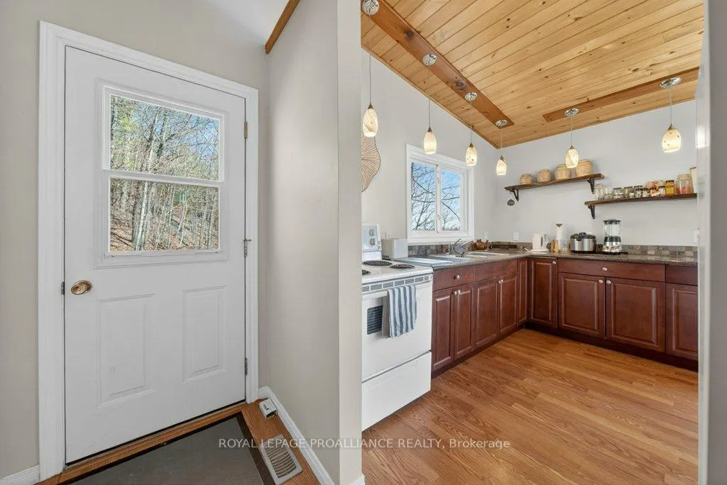 Photo 16 of 1076 Valley Lane, Frontenac, Frontenac Centre — HOMEH