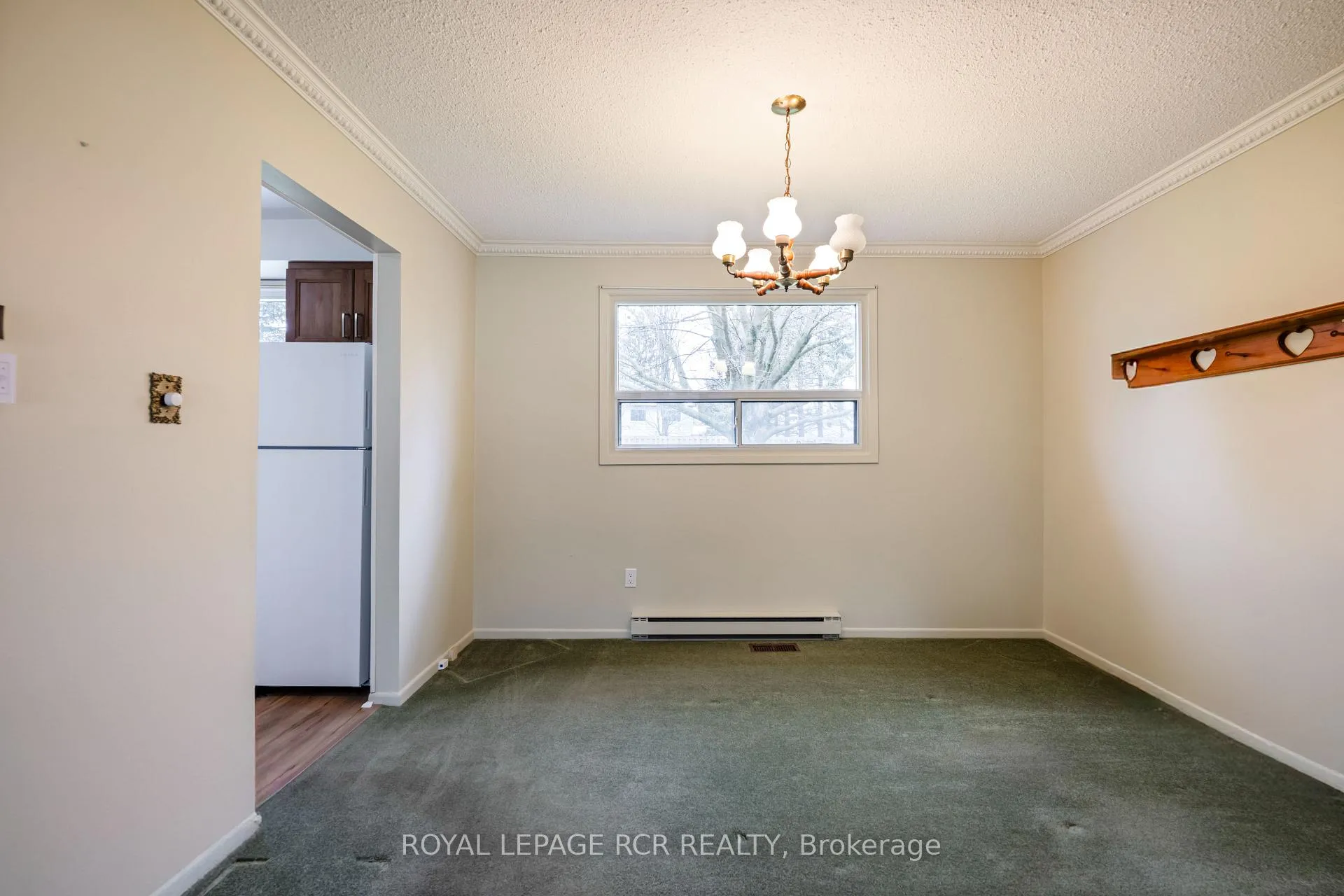 Photo 13 of 418 Pineview Gardens, Shelburne — HOMEH