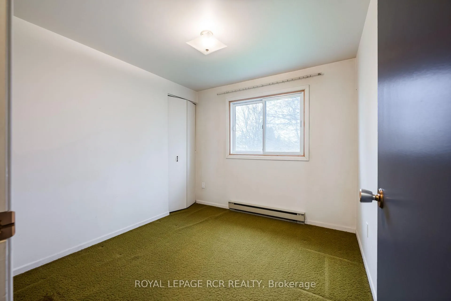 Photo 20 of 418 Pineview Gardens, Shelburne — HOMEH