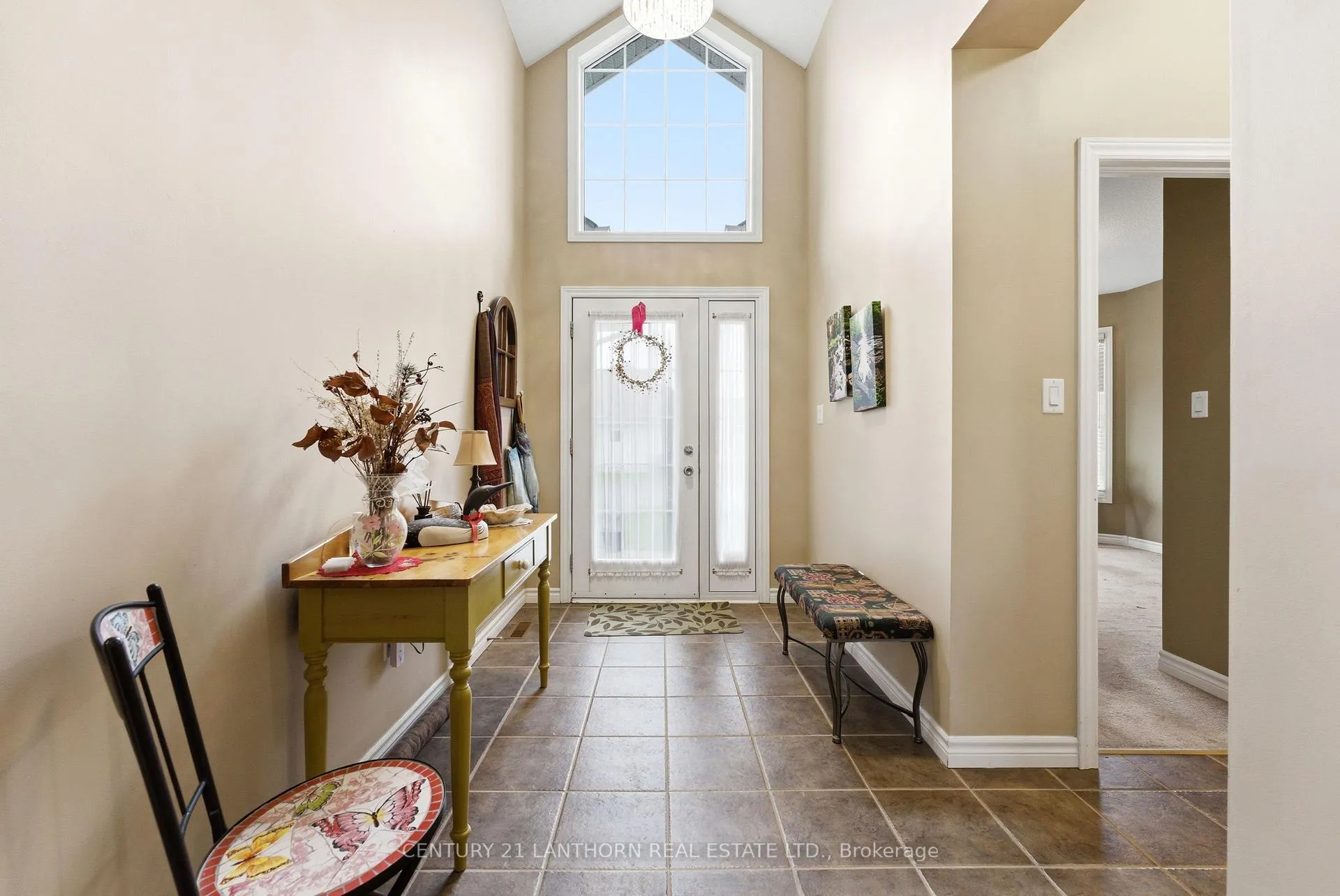 Photo 4 of 43 Aletha Drive N, Prince Edward County, Wellington Ward — HOMEH