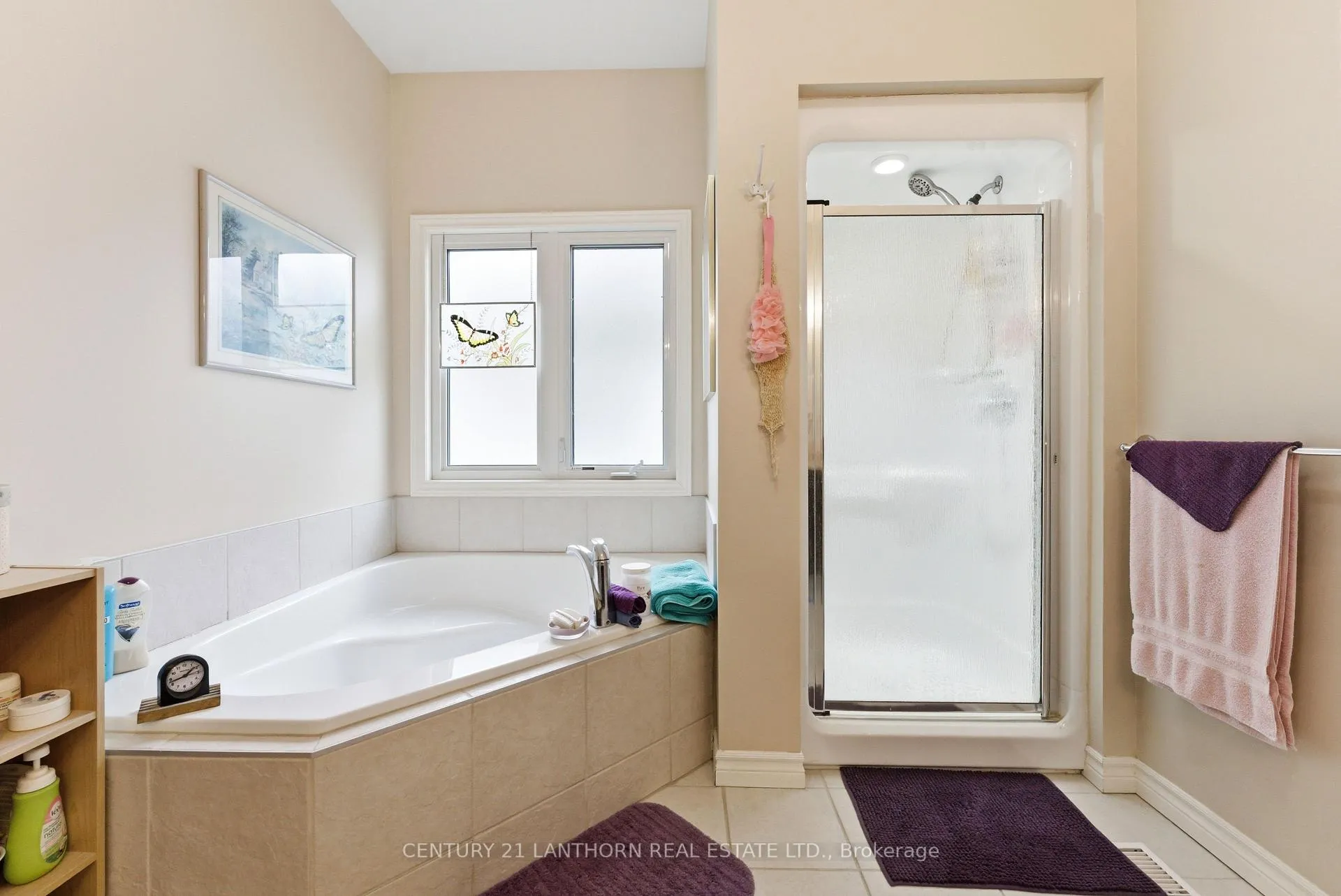 Photo 20 of 43 Aletha Drive N, Prince Edward County, Wellington Ward — HOMEH