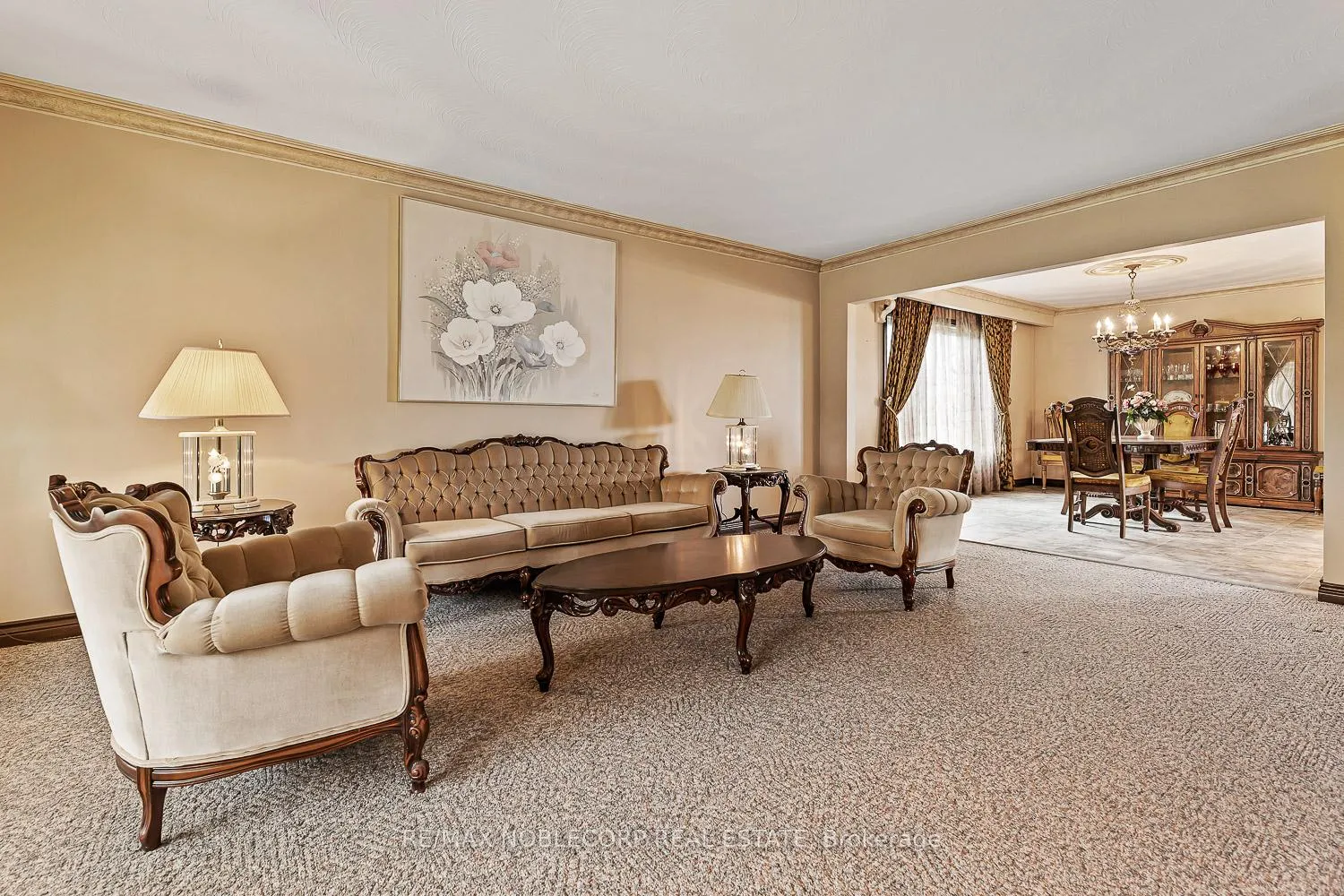 Photo 6 of 10201 Clarkway Drive, Brampton, Highway 427 — HOMEH