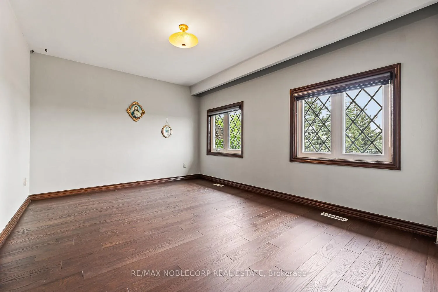 Photo 17 of 10201 Clarkway Drive, Brampton, Highway 427 — HOMEH