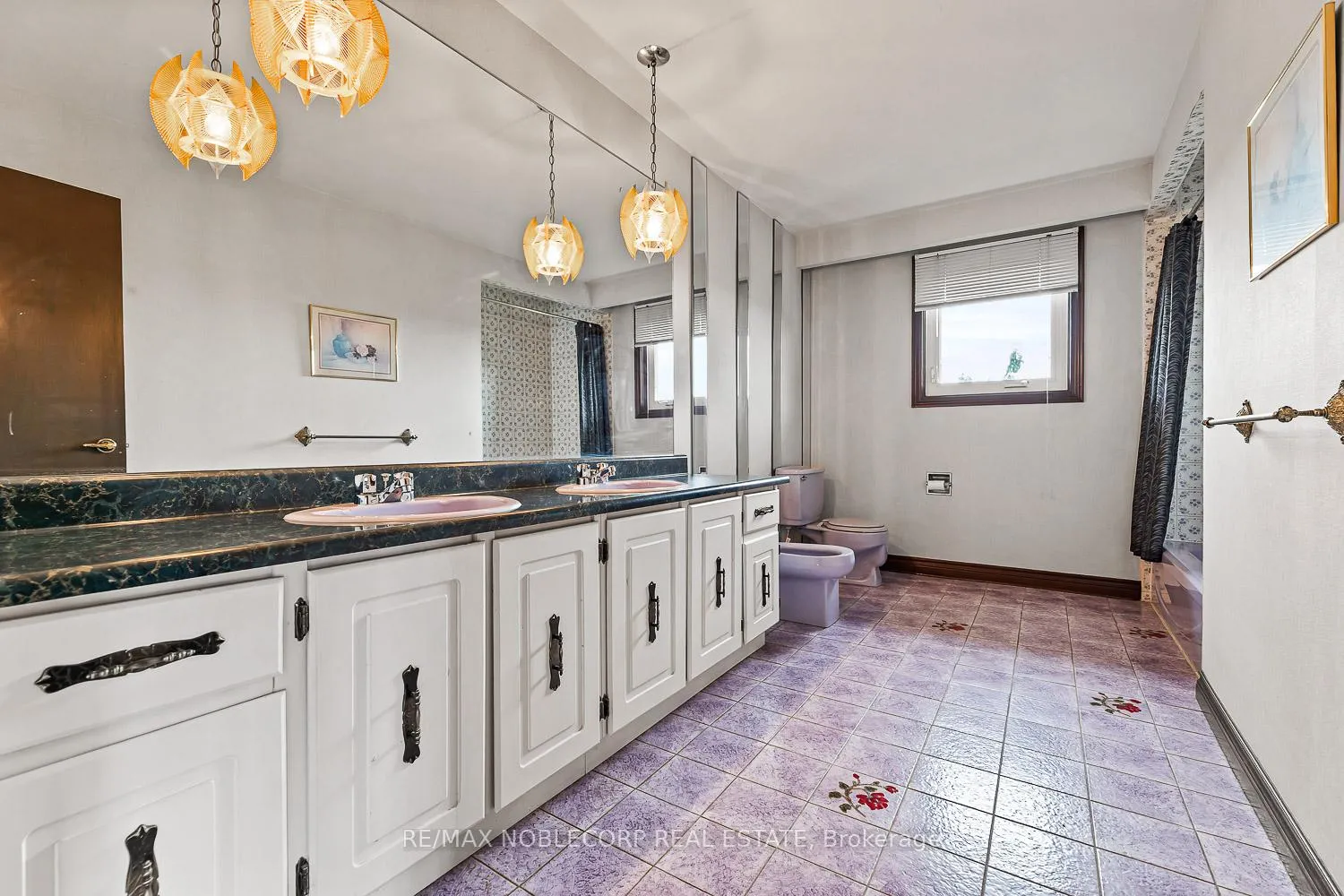 Photo 18 of 10201 Clarkway Drive, Brampton, Highway 427 — HOMEH