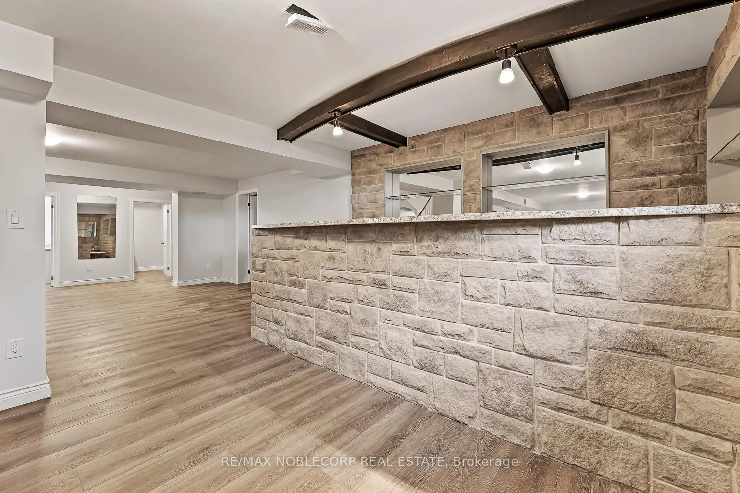 Photo 26 of 10201 Clarkway Drive, Brampton, Highway 427 — HOMEH