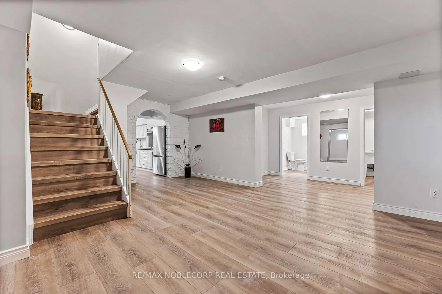 Photo 31 of 10201 Clarkway Drive, Brampton, Highway 427 — HOMEH