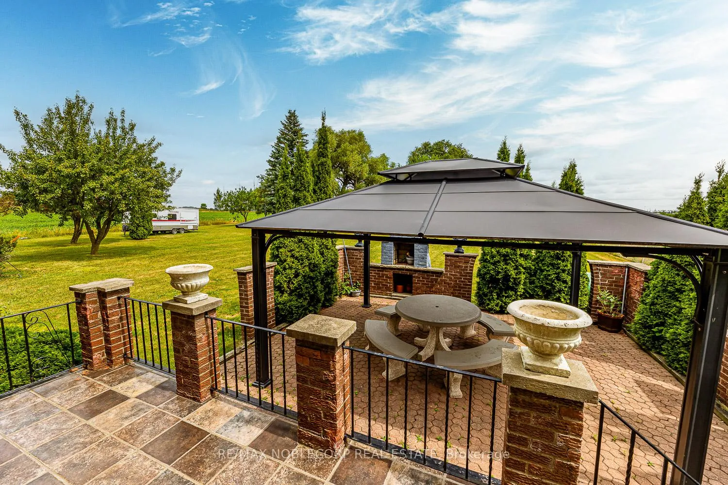 Photo 36 of 10201 Clarkway Drive, Brampton, Highway 427 — HOMEH