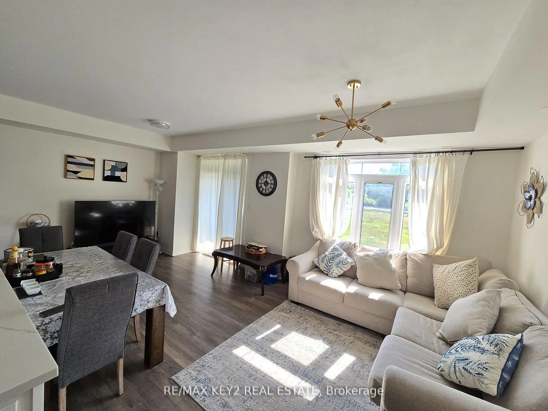 Photo 3 of 2617 Garrison Crossing, Pickering, Duffin Heights — HOMEH