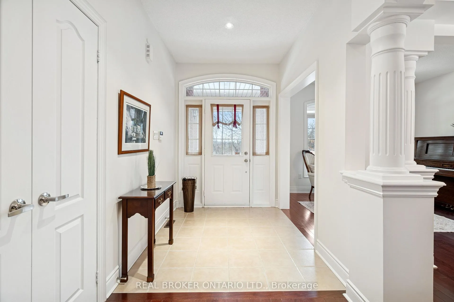 Photo 7 of 1583 Hallstone Road, Brampton, Bram West — HOMEH